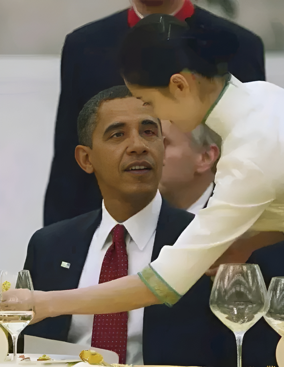 美国前总统奥巴马老照片:访华期间在人民大会堂国宾馆宴会上合影!