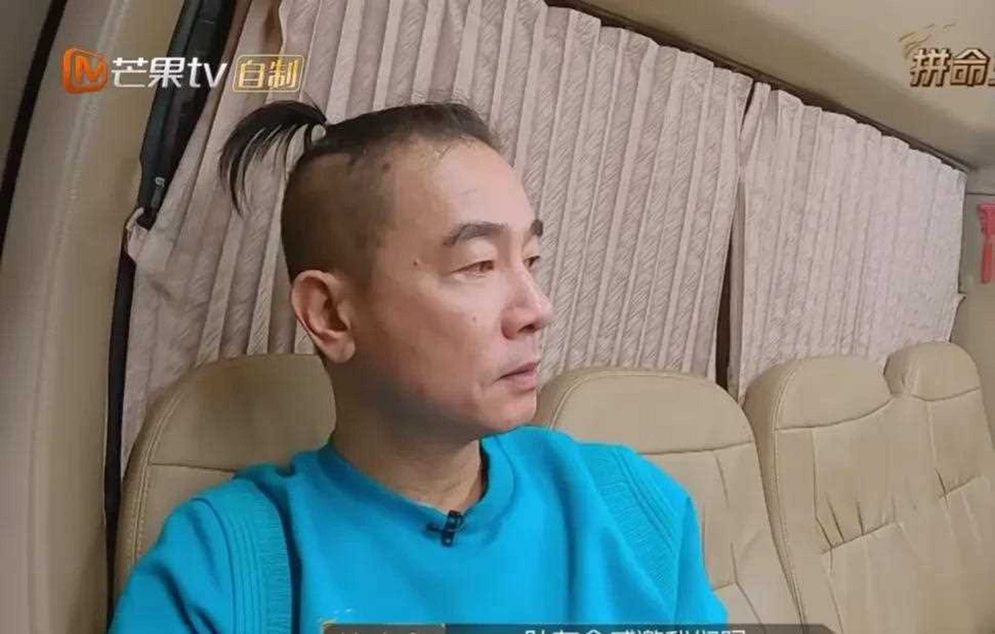 陈小春扎辫发型图片