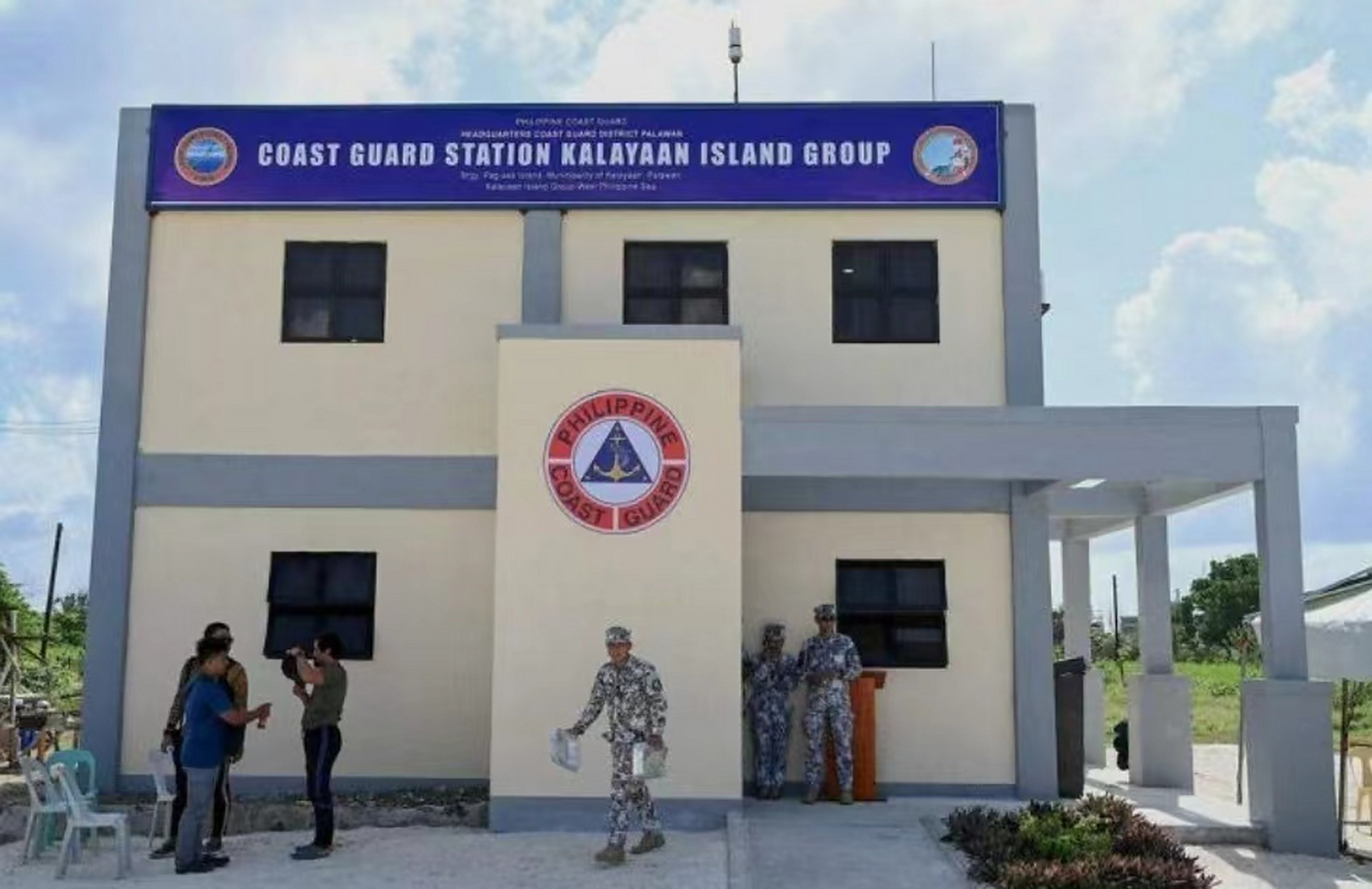 菲律宾称,正在在中业岛上建立一个海岸警卫队站,以加强对在该海域的