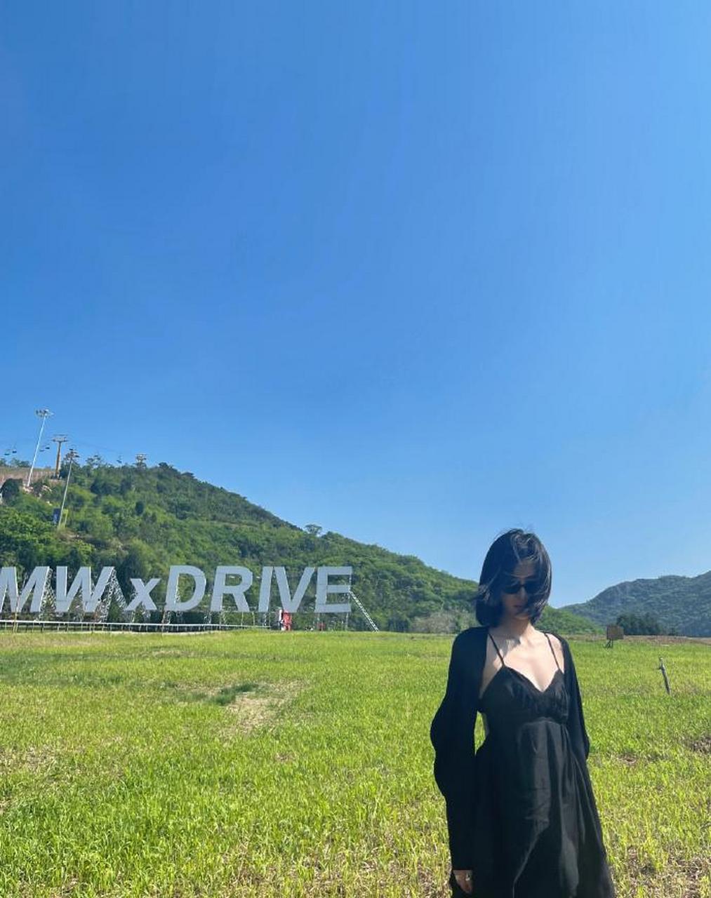 中央戏剧学院导演系本科生美女张雪琪美照欣赏