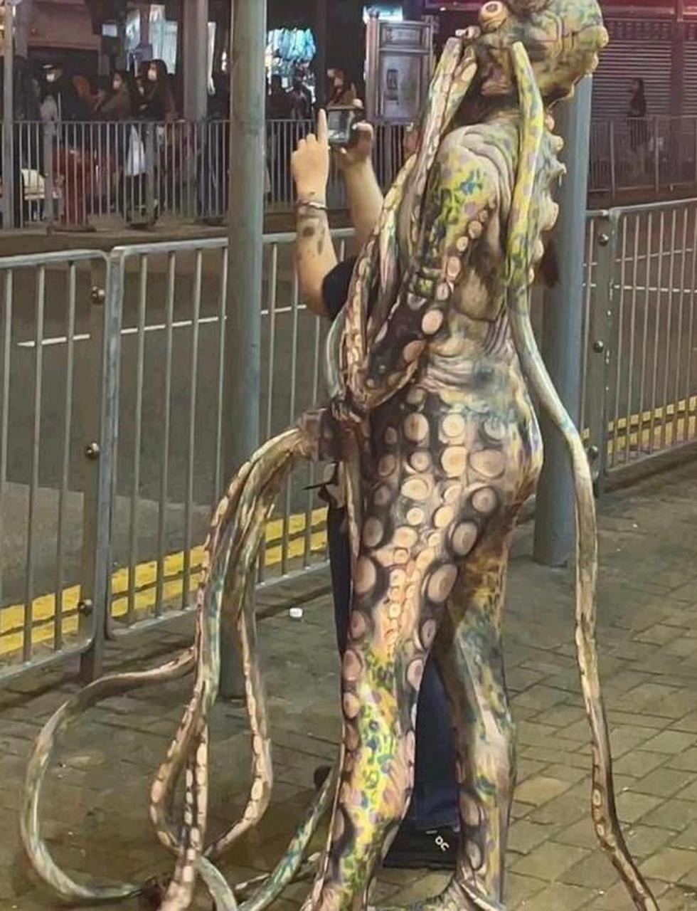 真是个怪物!章鱼?#趣图搞笑#[没眼看]
