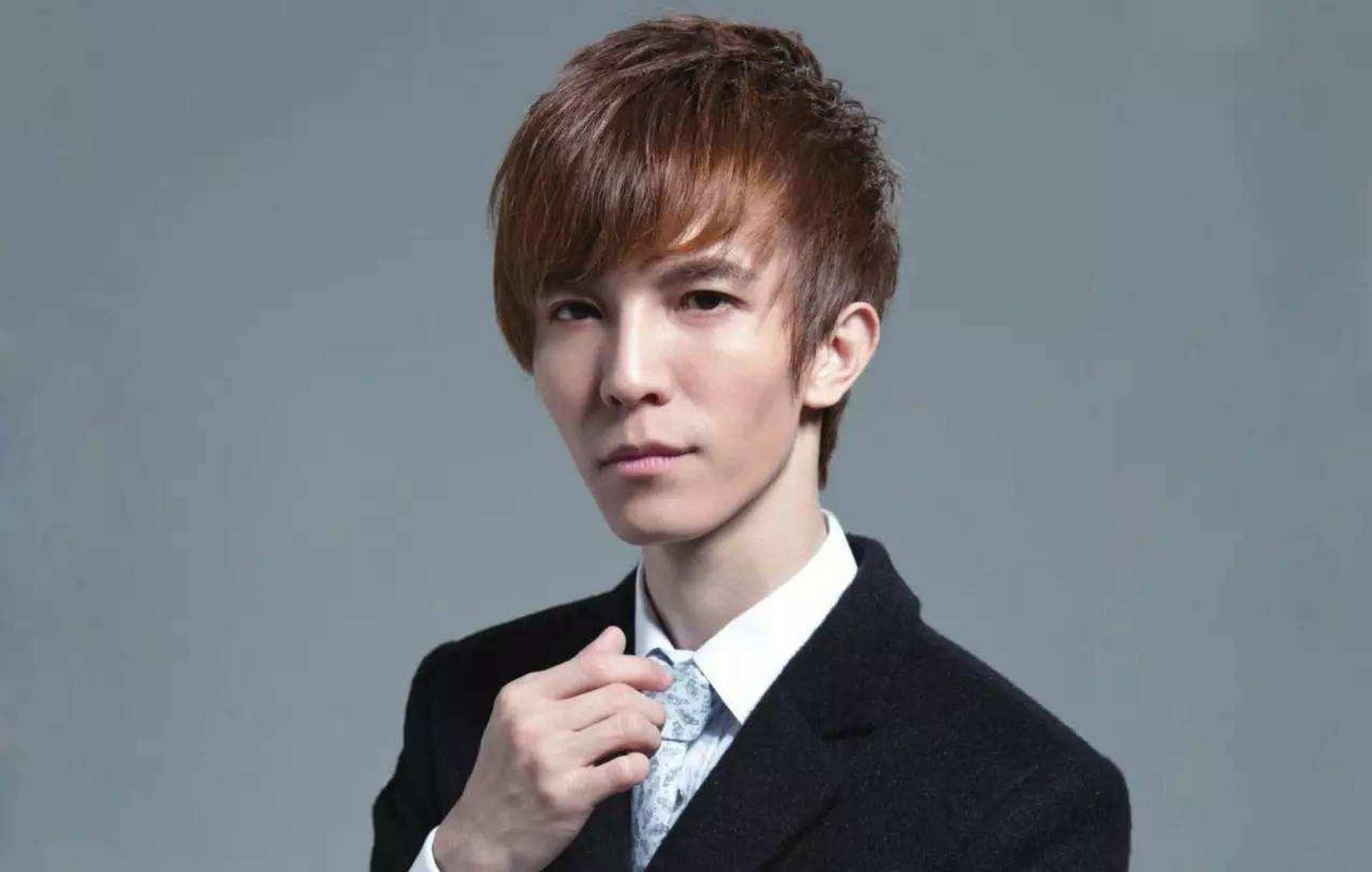 《爵迹2》上映,郭敬明就预告说要卖房子拍《爵迹3》,那么问题来了