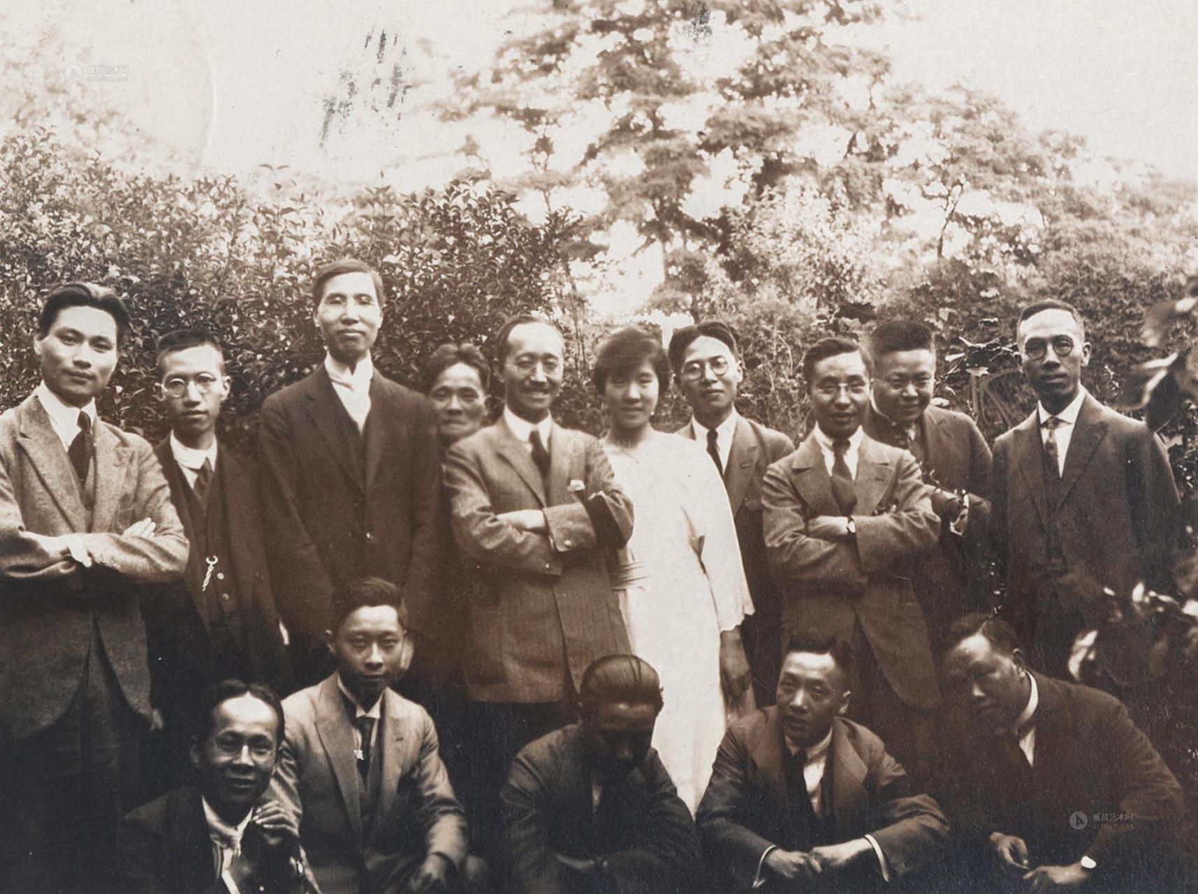 1935年9月,傅斯年与俞大的儿子傅仁轨出生了,傅斯年把远在聊城老家的