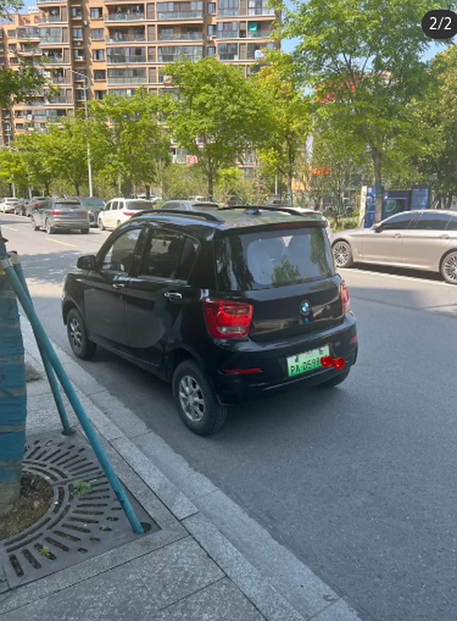 嗯?这是老头乐还是宝马的什么车!