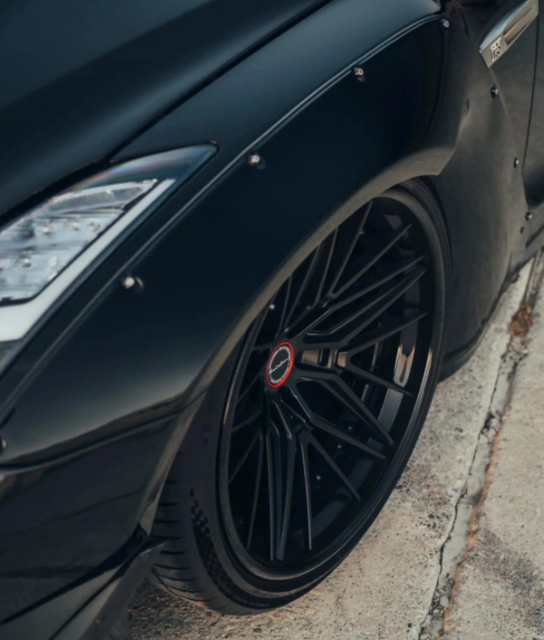 火箭兔暴力宽体改装,挑战战神gtr操控极限!