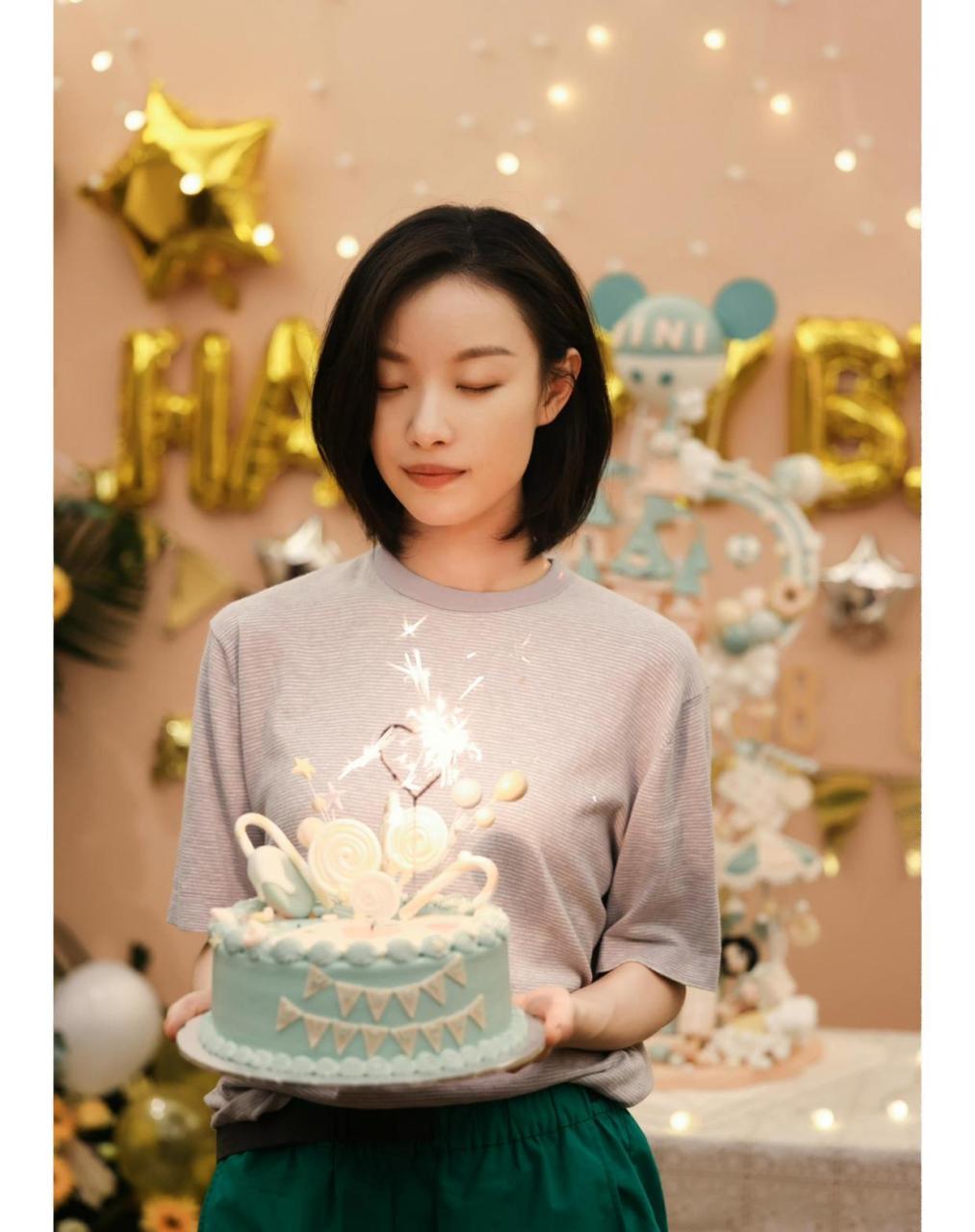 倪妮笑起来真好看,像春天的花一样!生日快乐鸭