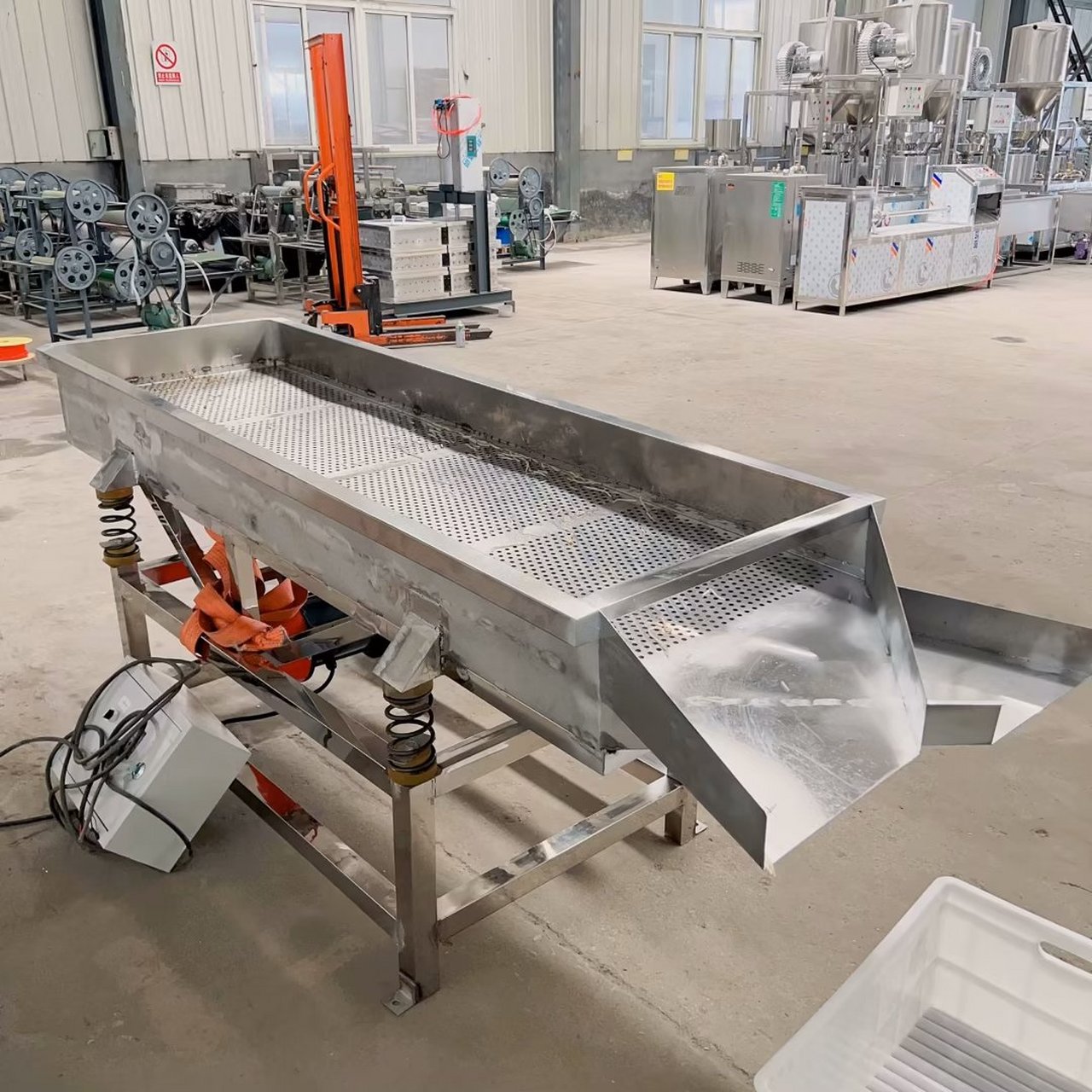 微电脑控制温湿度 自动淋水 箱体式双开门设备 #全自动豆芽机