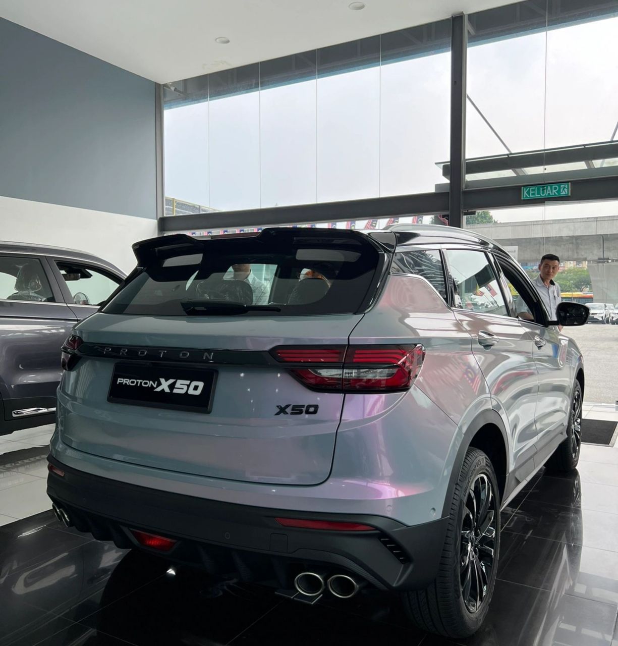 proton x50新颜色?火山灰  独一无二火山灰x50 觉得好看吗