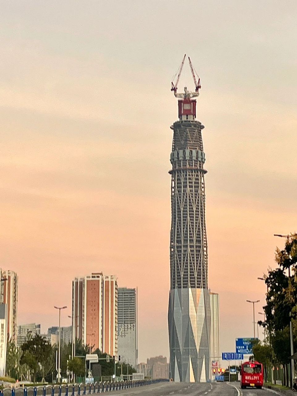 成都最美烂尾楼