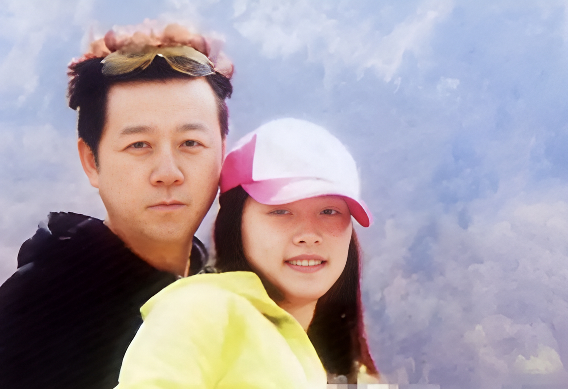 李燃和34岁的郭涛在一次聚会上偶遇了,尽管他们来自不同的家庭背景,并