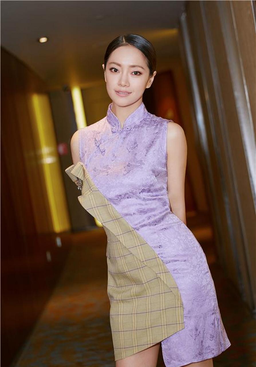 杨壹童旗袍写真曝光 眼神凌冽惊呆网友:"很米兰"