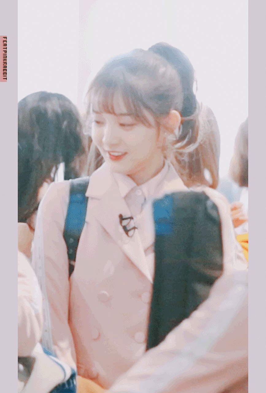 王晴是北京林业大学的校花,长相甜美精致,身高170cm,体重才45公斤