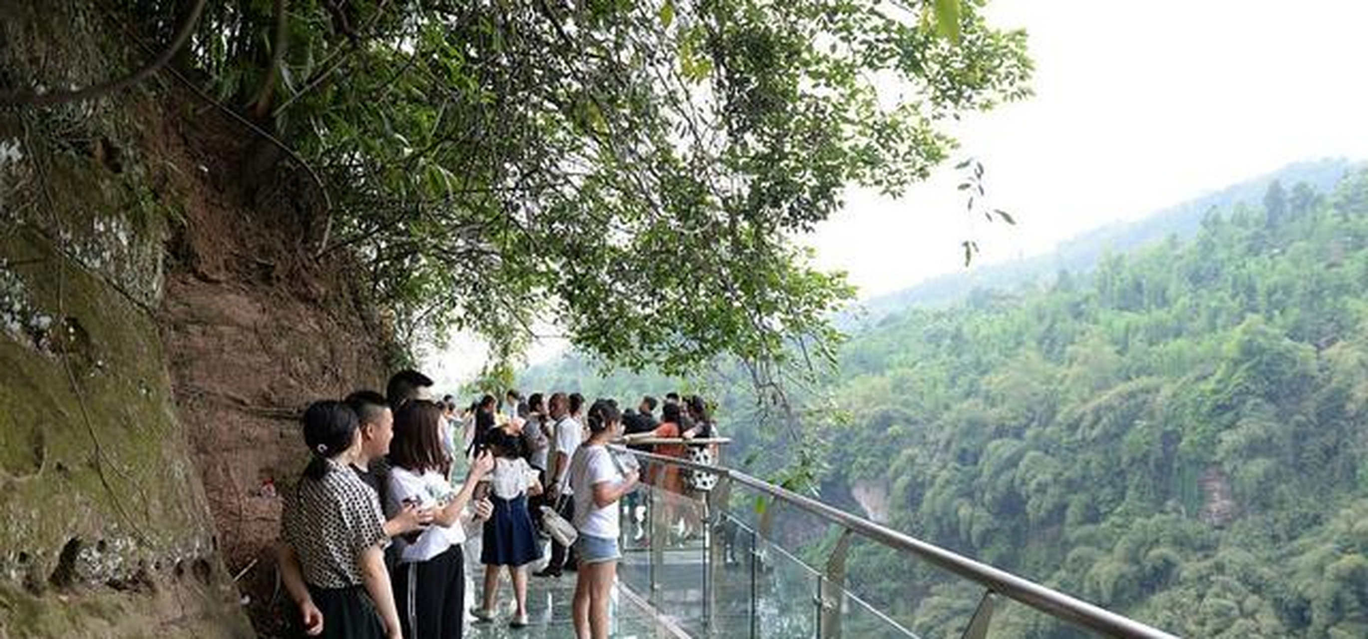 成都市邛崃市平乐镇川西竹海的金鸡沟:[国庆]