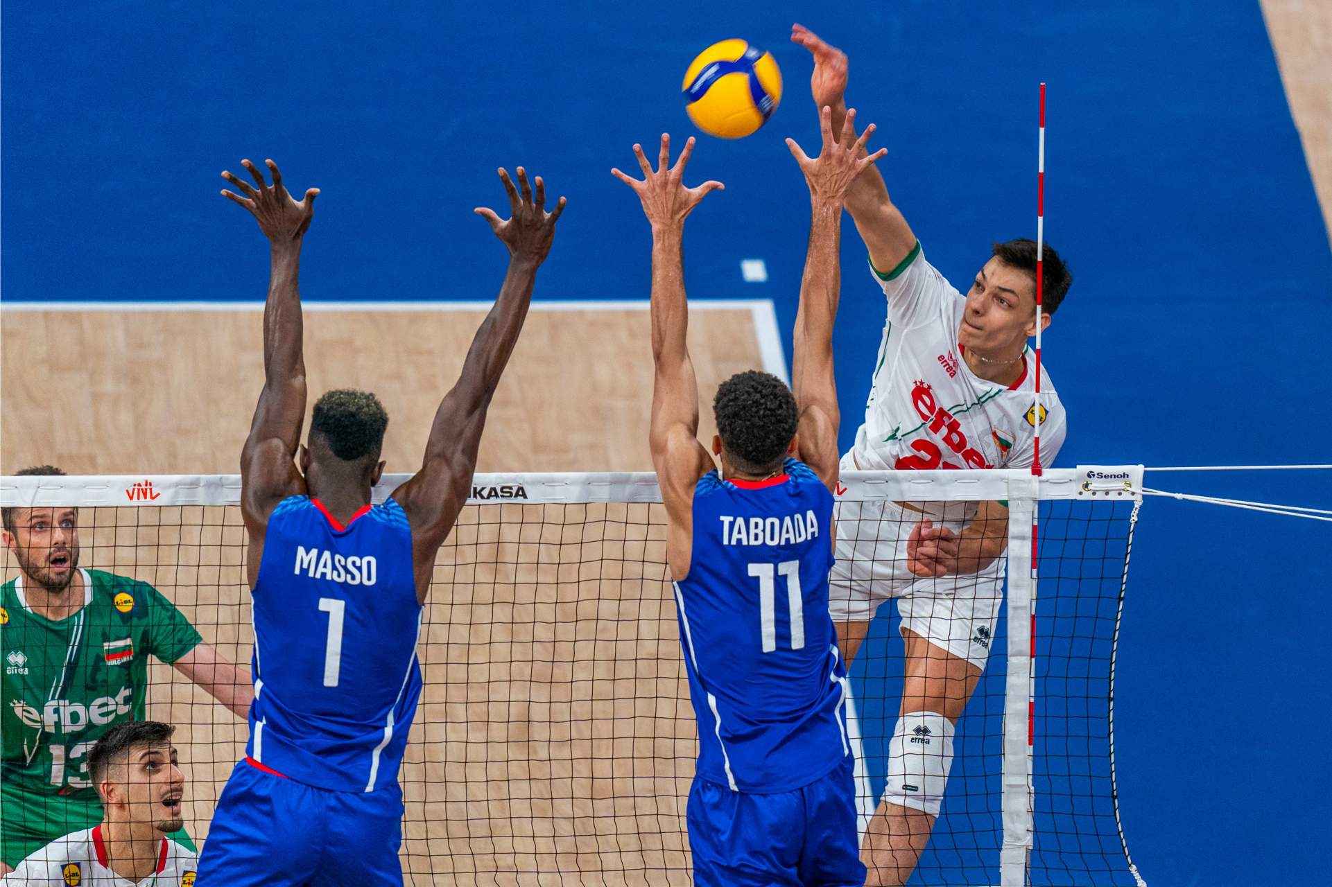 【保级大战古巴男排3:2保加利亚】  世界男排联赛第二周收官日  一场