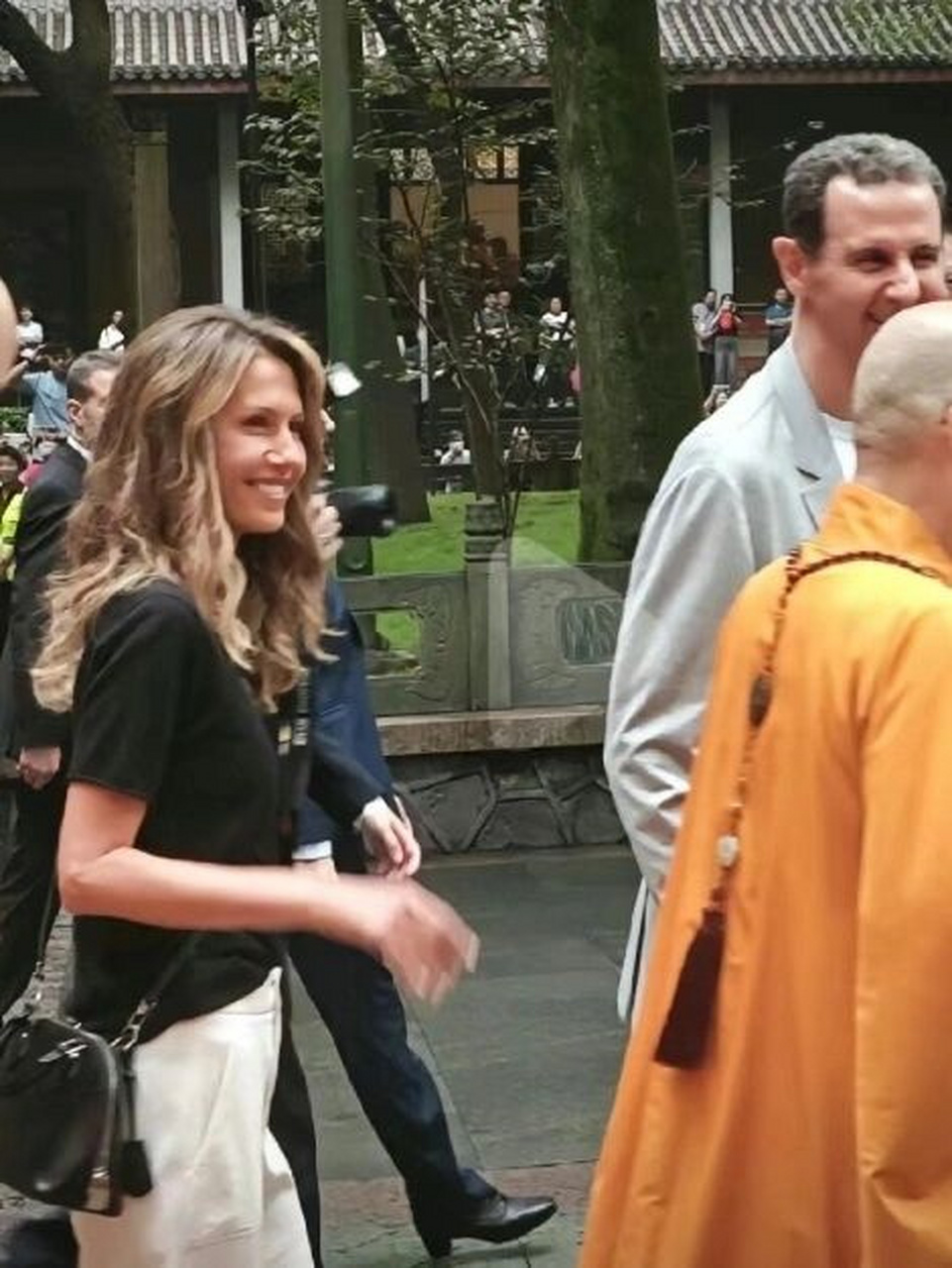 叙利亚沙漠玫瑰美商好高  叙利亚总统夫人阿斯玛这次访问中国,给大家