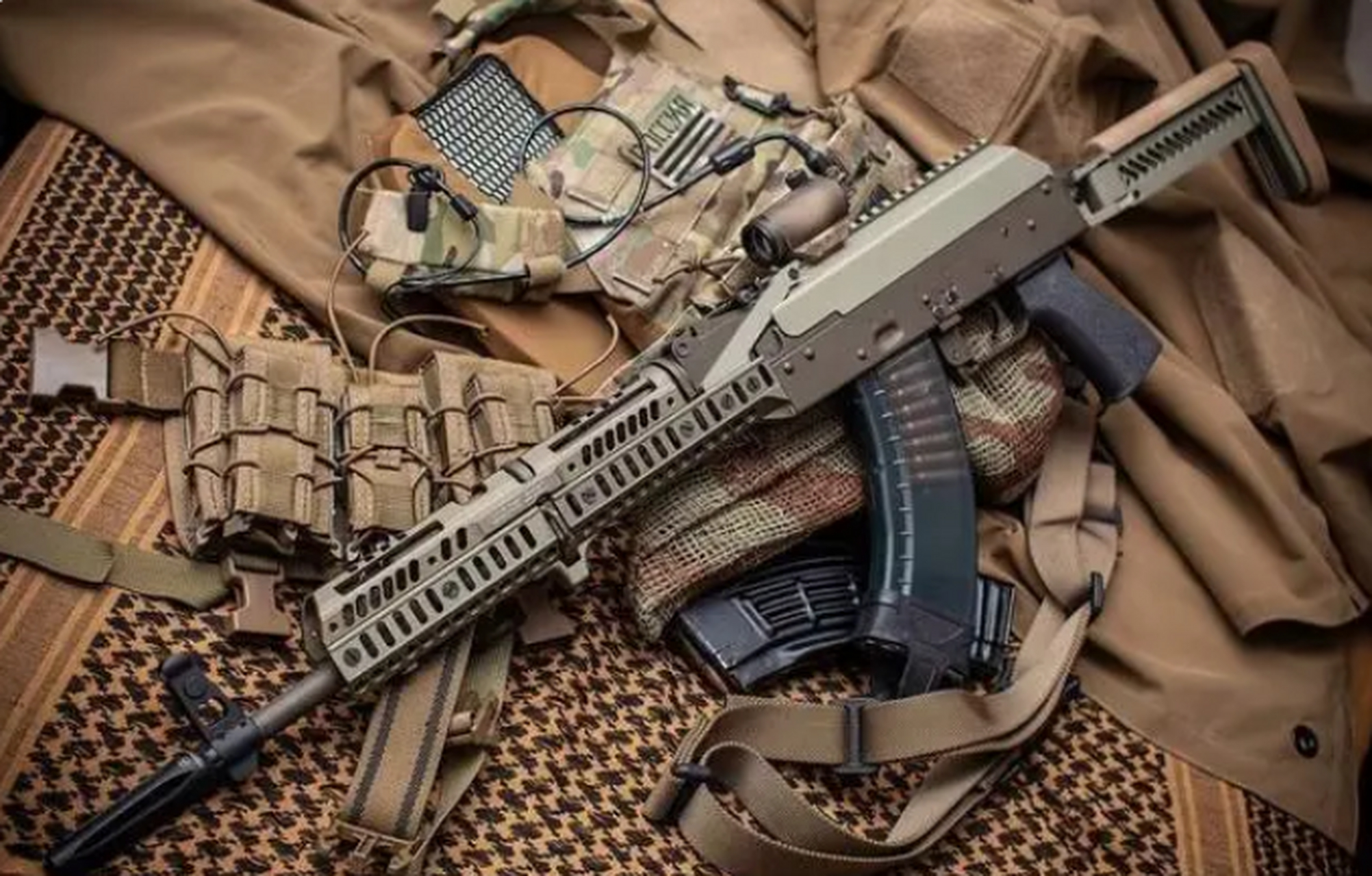 俄罗斯zenitka公司akm改装套件 满足特种部队的作战需要,与大家想象的