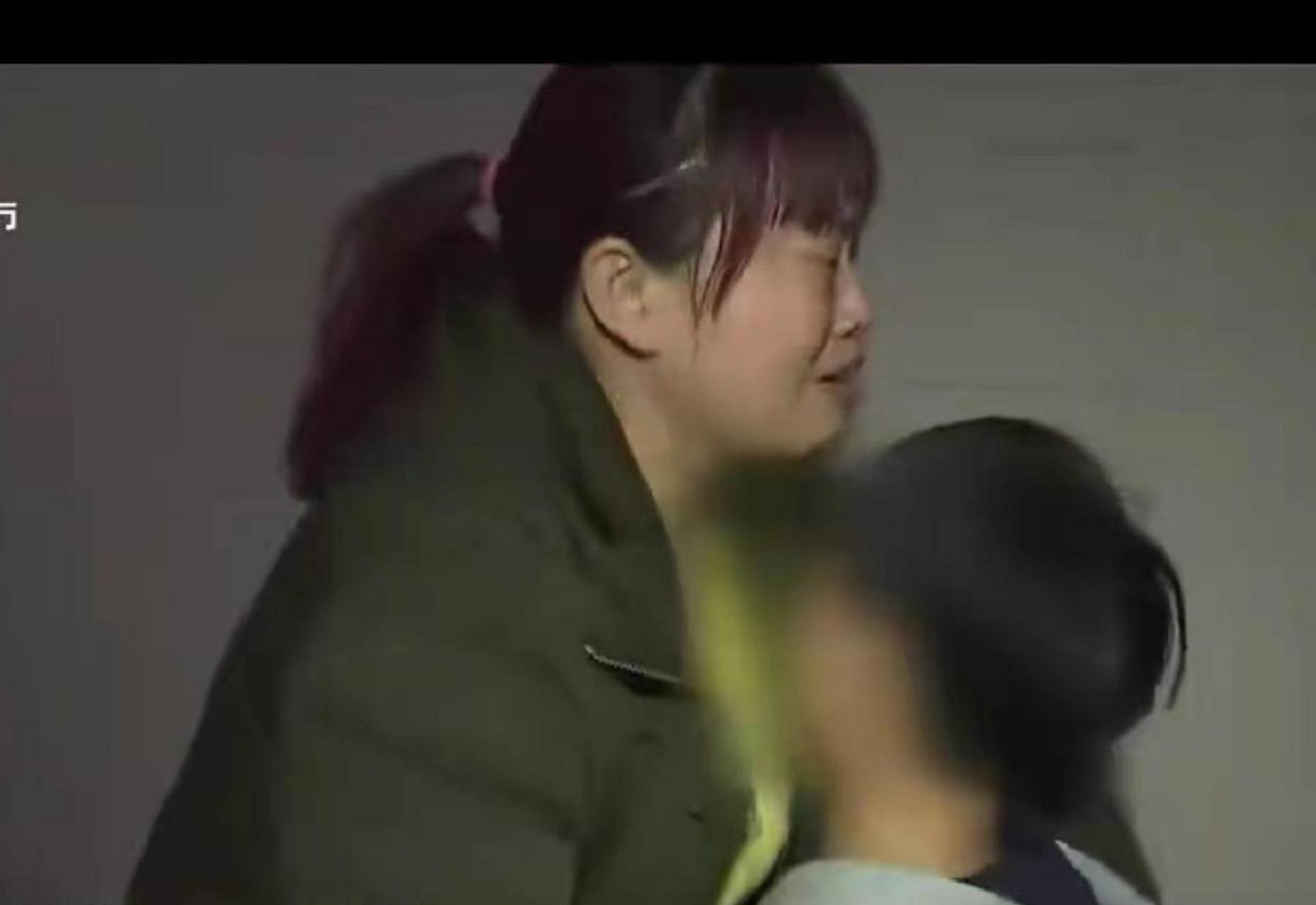 张义宏躺在床上,脚疼的他已经四天没有下地了