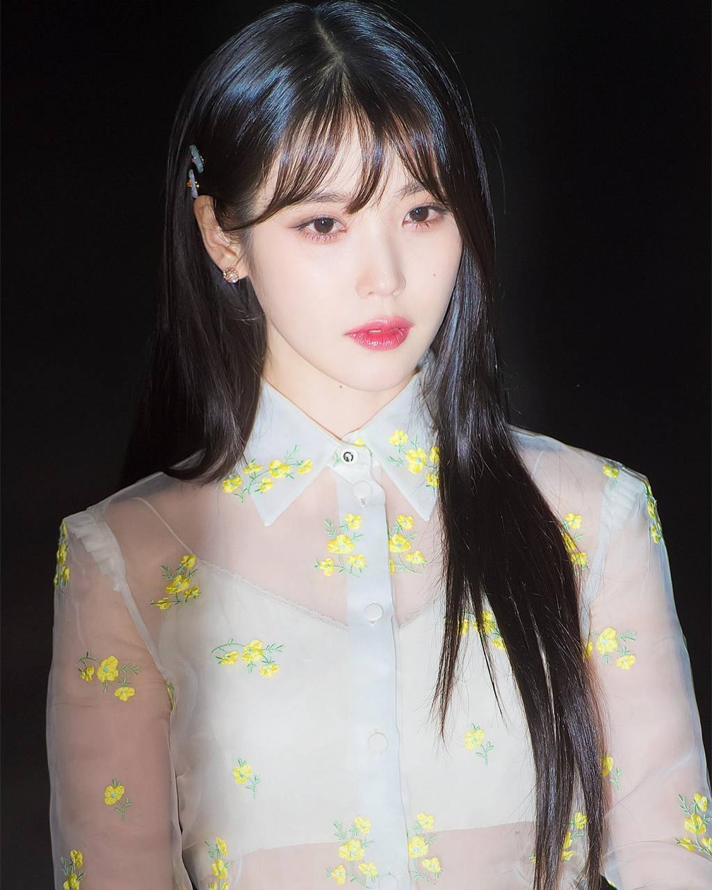 这些大放异彩的明星妆容#  李智恩(iu)最新的妆造也太好看了!