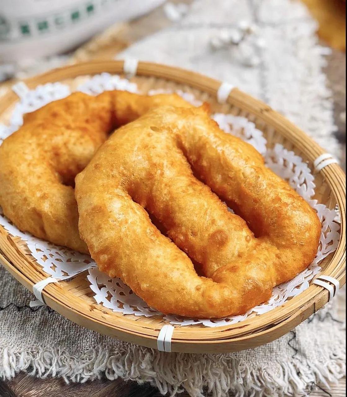 油饼 北方人的早餐据说就爱吃它——炸油饼!