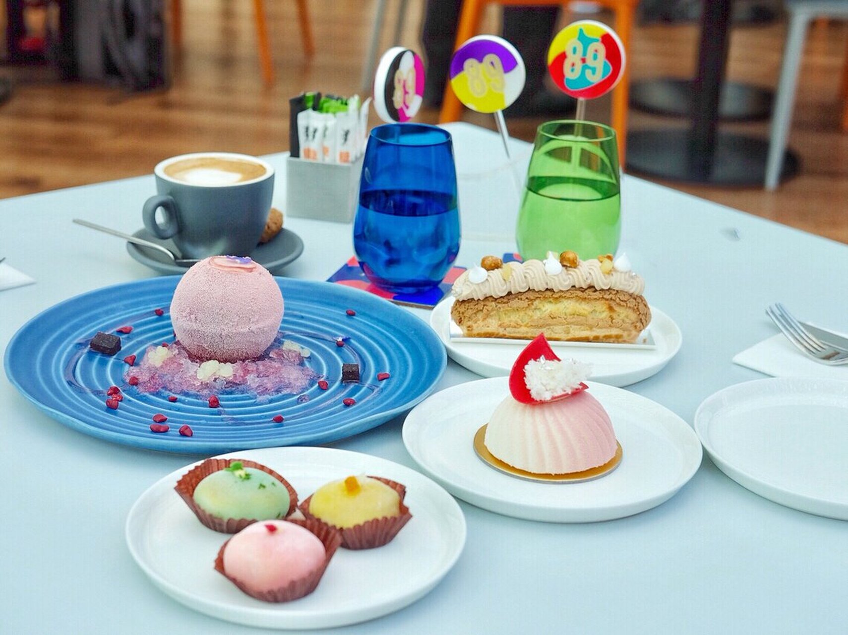 亚洲甜品女王janice wong mgn甜品店没有女孩子能拒绝它吧 年纪轻轻已