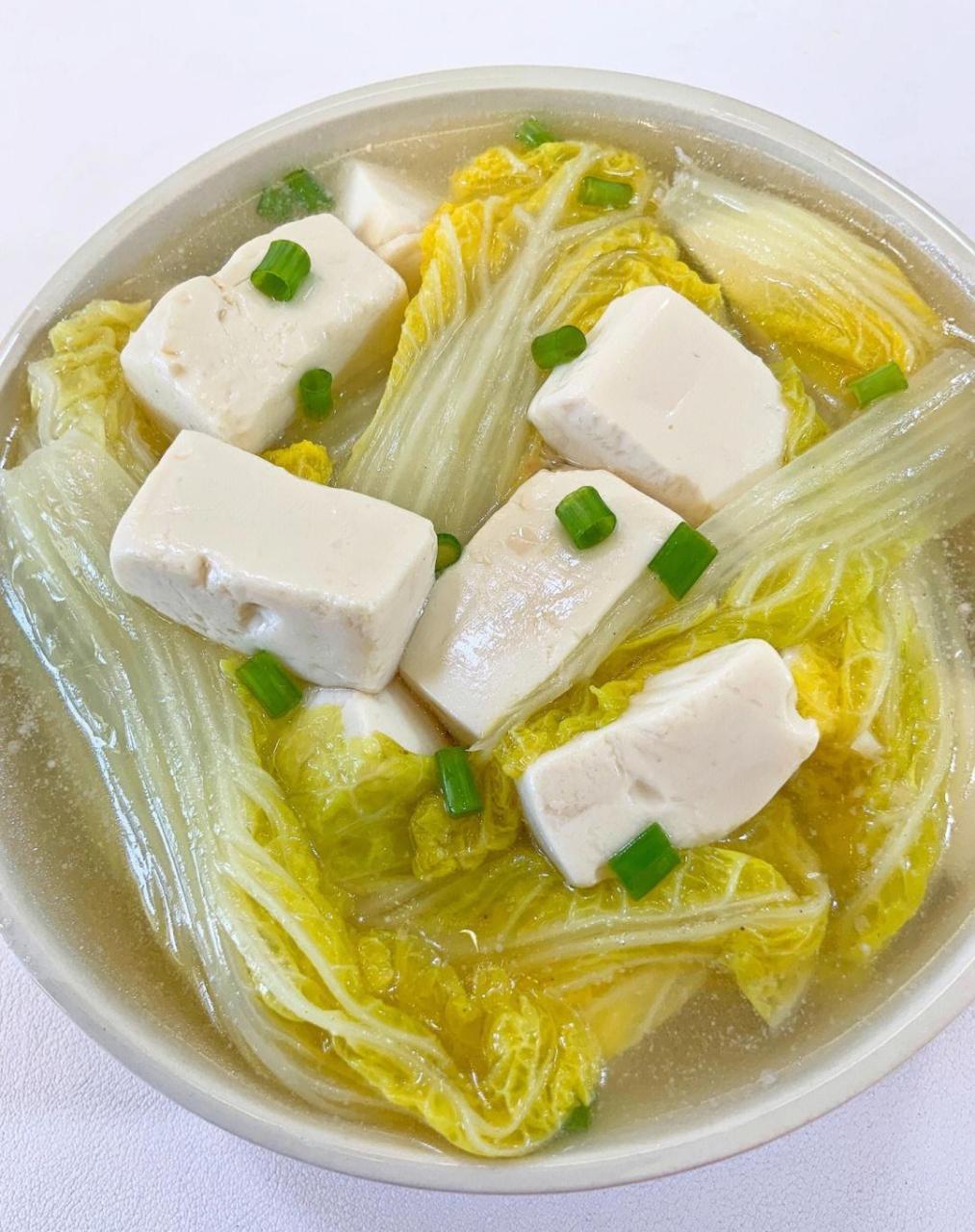 大热天没啥食欲就试试这个「白菜豆腐汤」吧!
