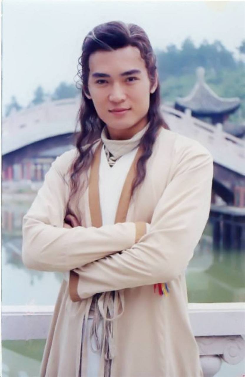 外国人评论焦恩俊古天乐张卫健胡歌古装颜值你选谁