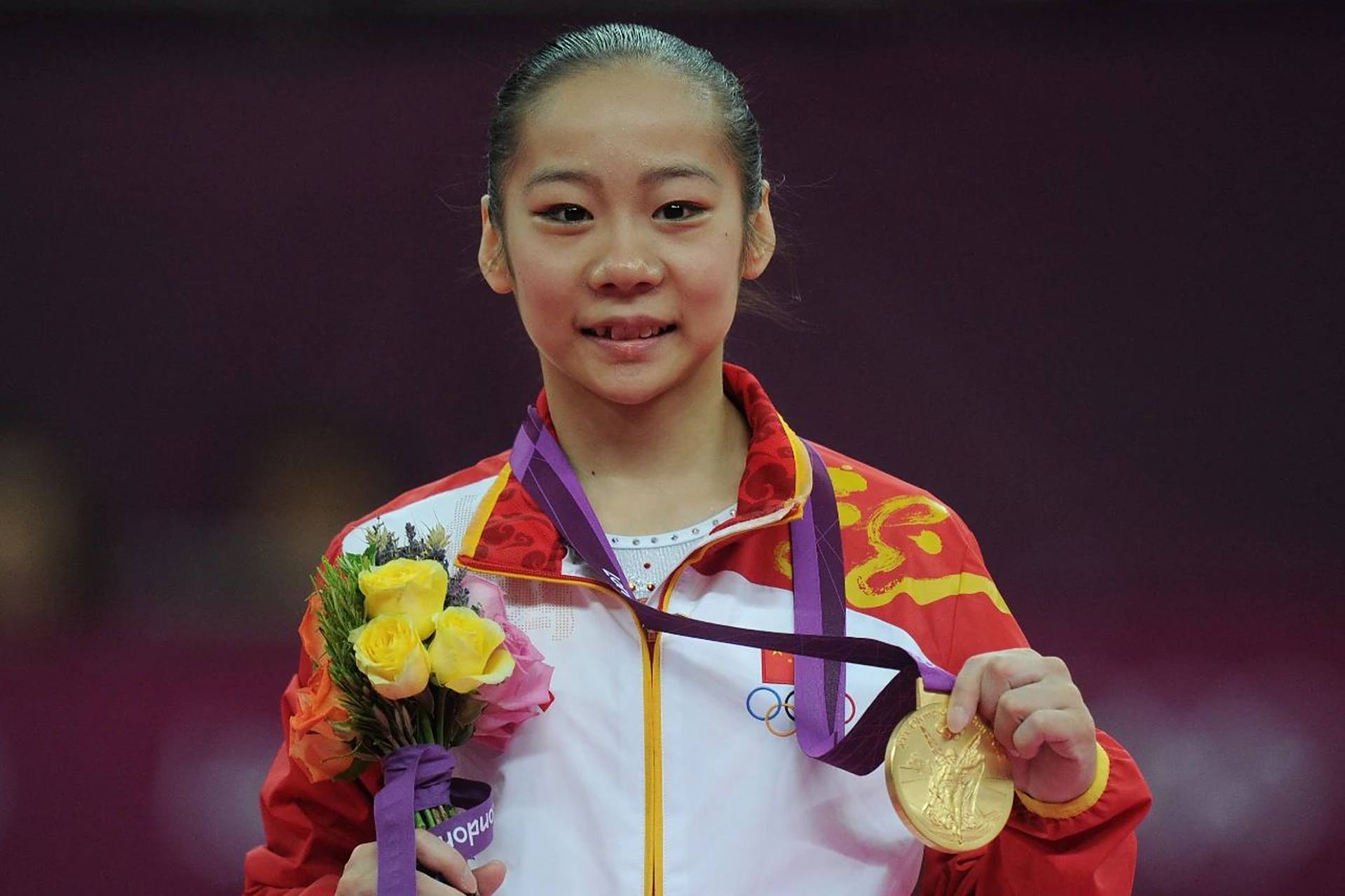 邓琳琳,1992年4月21日出生于安徽亳州市利辛县,北京大学毕业,前中国