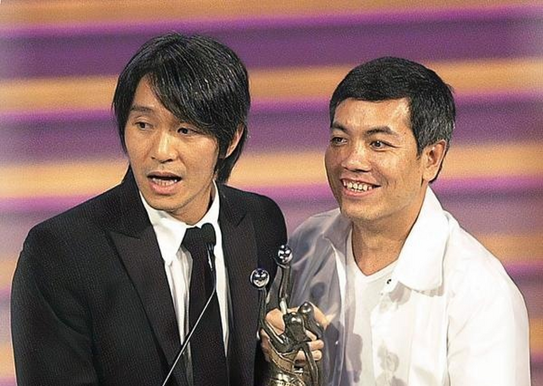 田太戴雅莉当年任职啤酒公司,与代表星辉公司的田鸡曾合作.