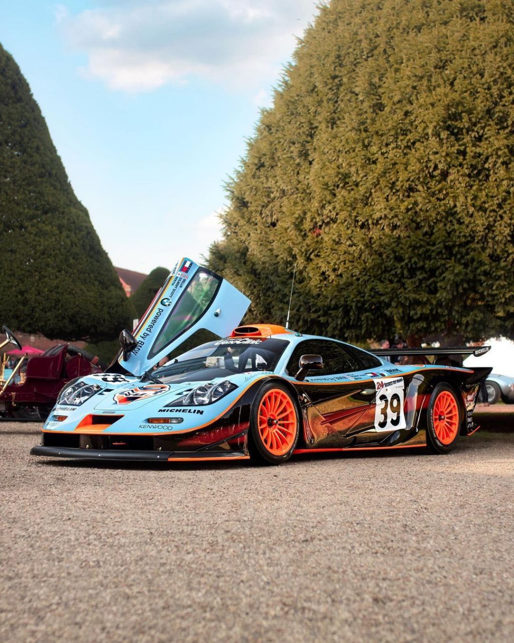 concours of elegance 2018, mclaren f1 gtr long tail n.39 popping
