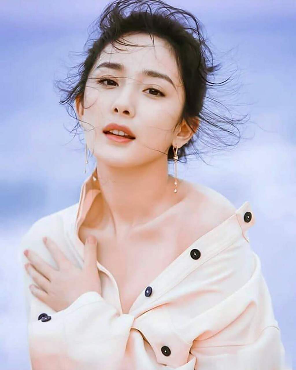 杨幂#锁骨幂,美了!