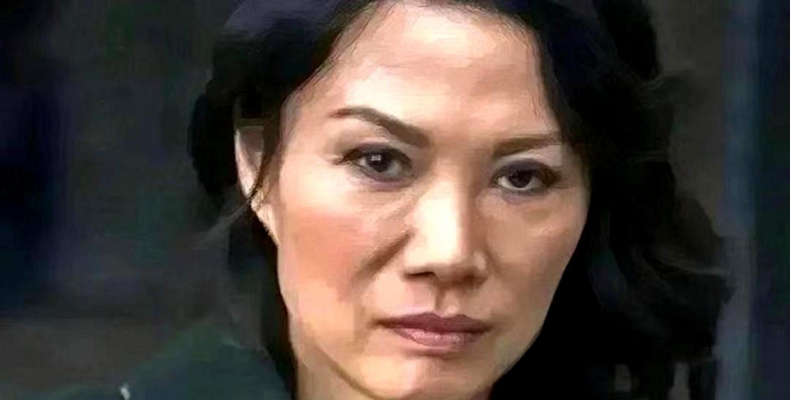邓文迪的面容看起来很凶狠.