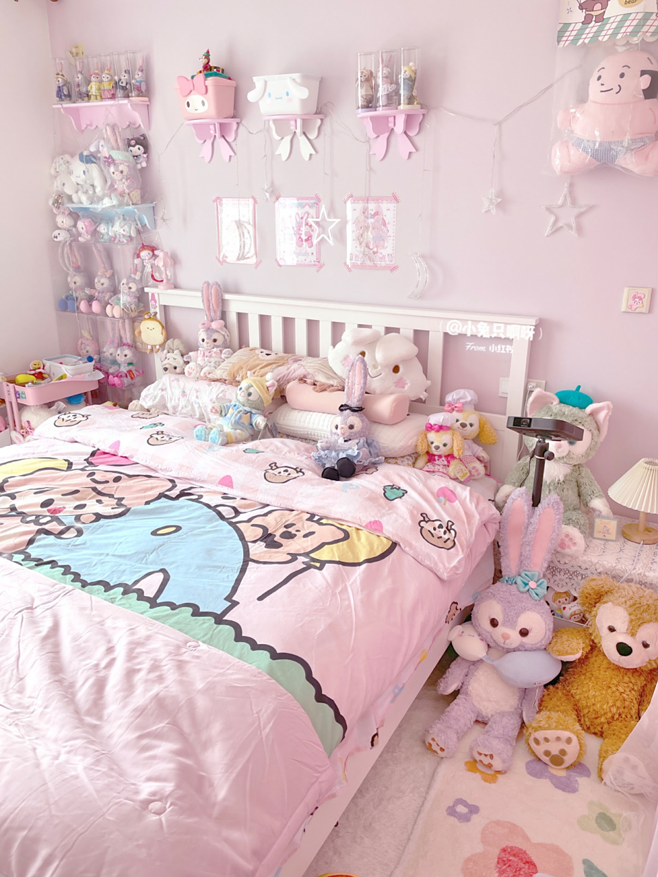 少女心卧室分享 |可爱少女的卡通卧室 换了四件套变真可爱风格[打call