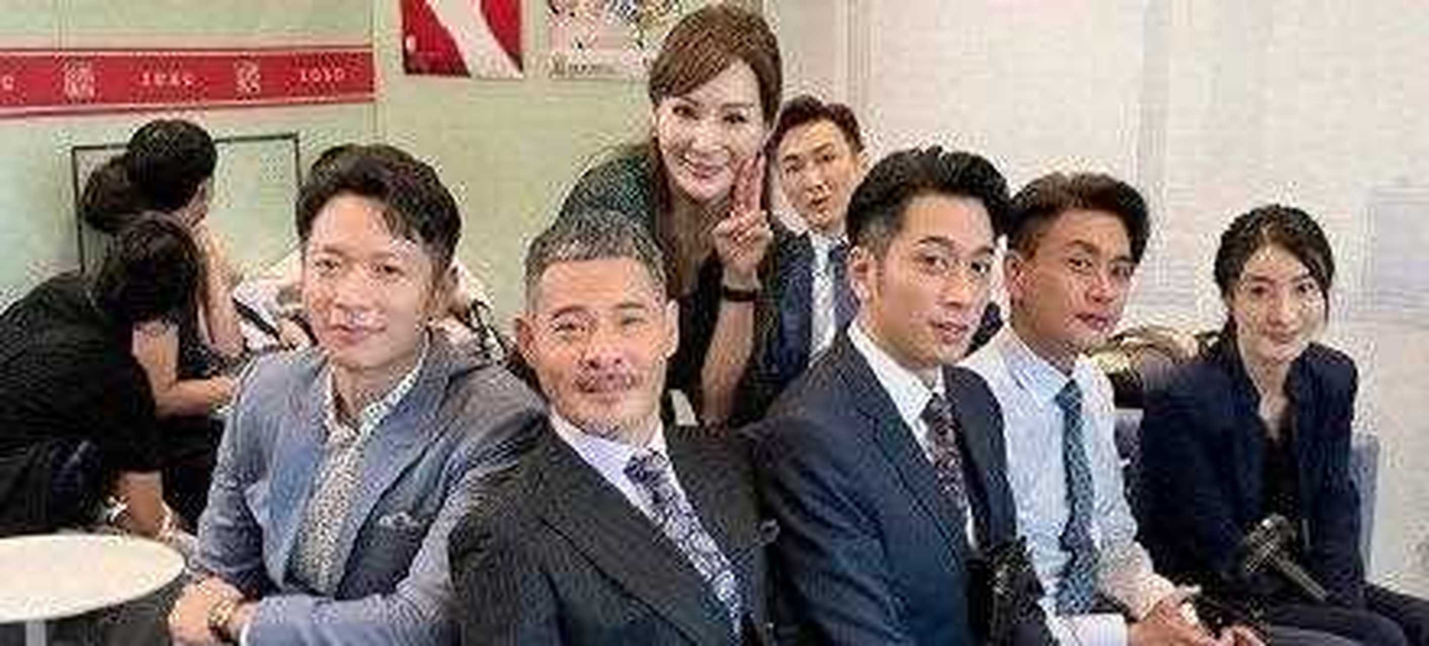 苗侨伟,黄宗泽,吴卓羲,马国明罕见同框,状态气质不减当年 14日,一组