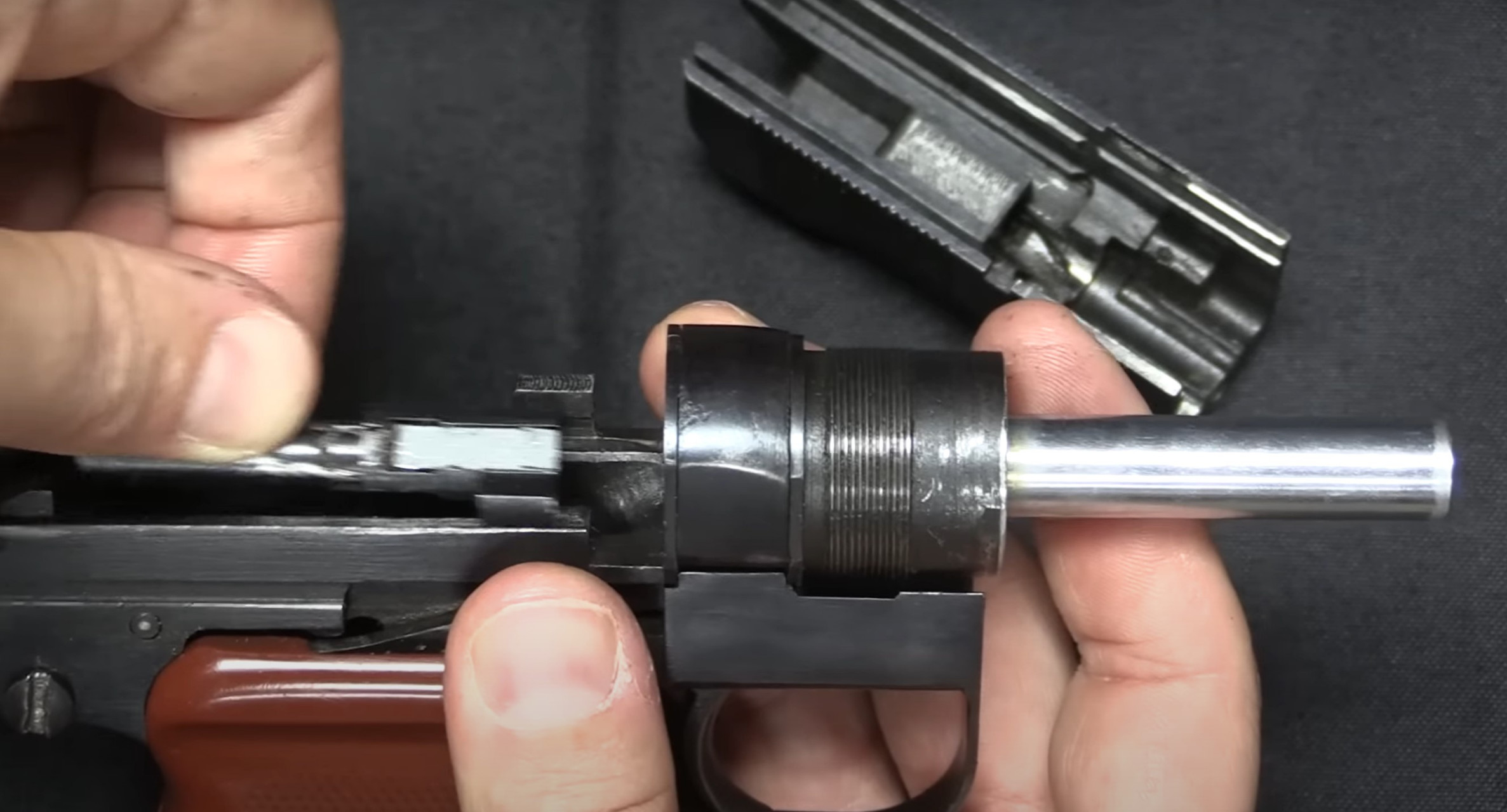 中国制造的高质感,拆解64式手枪,综合来看水平可还行?