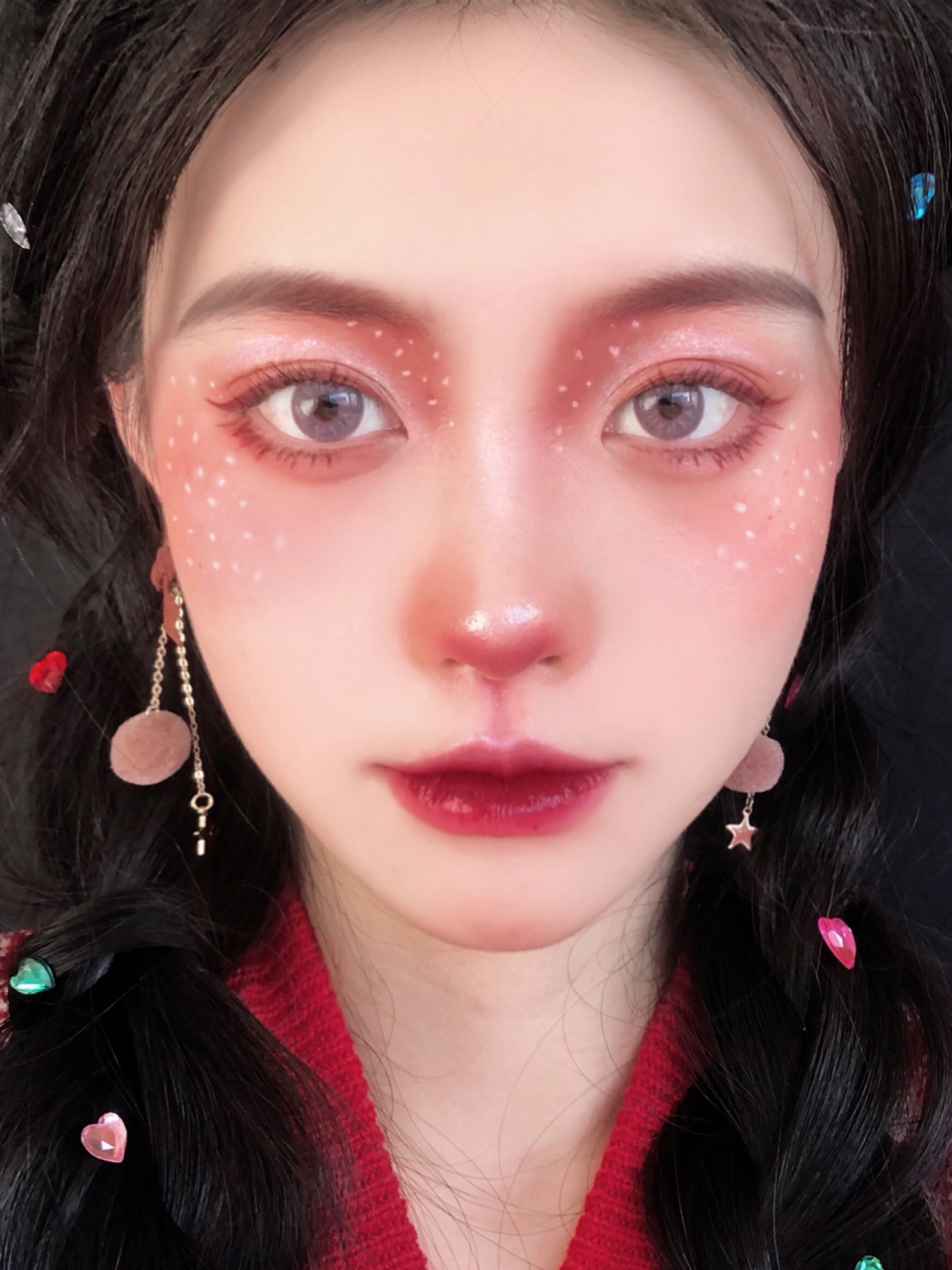 森林里的浆果小鹿妆 附教程  给你们整一个浆果色的麋鹿妆～一起漂漂