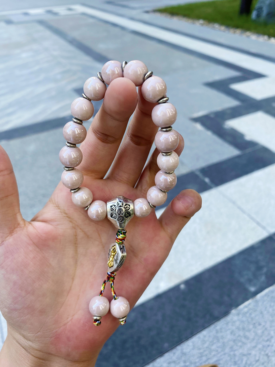 根本无法拒绝的雍和宫马卡龙粉色香灰瓷手串 #手串# #雍和宫手串