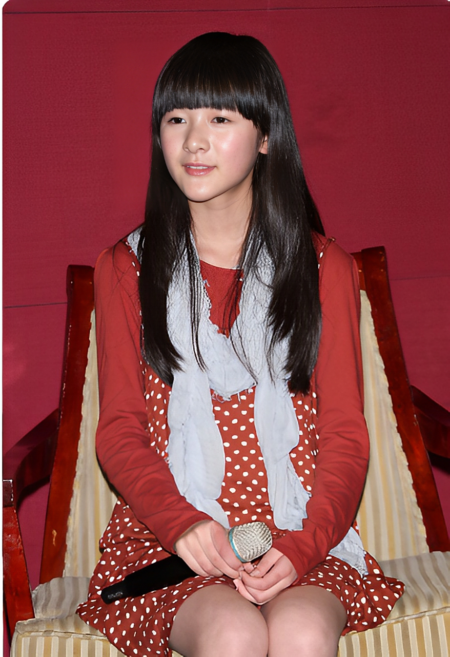 如果不是最近在海边晒出的泳衣照片!他也不会拍到这么高的曝光率山!