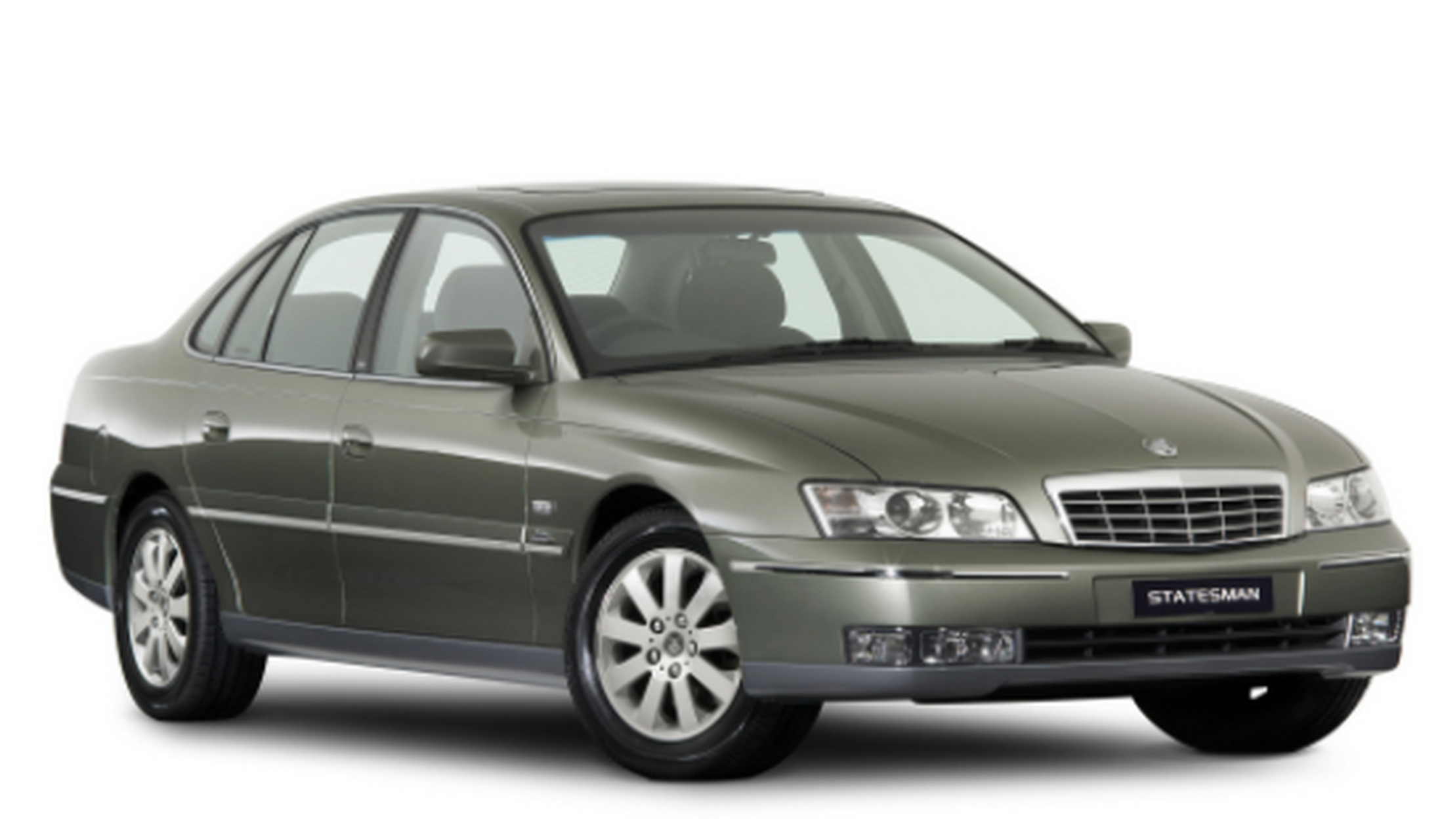 别克荣御并非凭空蹦出来的车型,也不是泛亚主导设计的车型,而是来自于