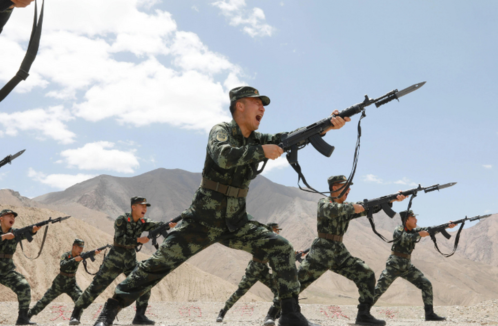 现代战争练拼刺刀还有意义吗?