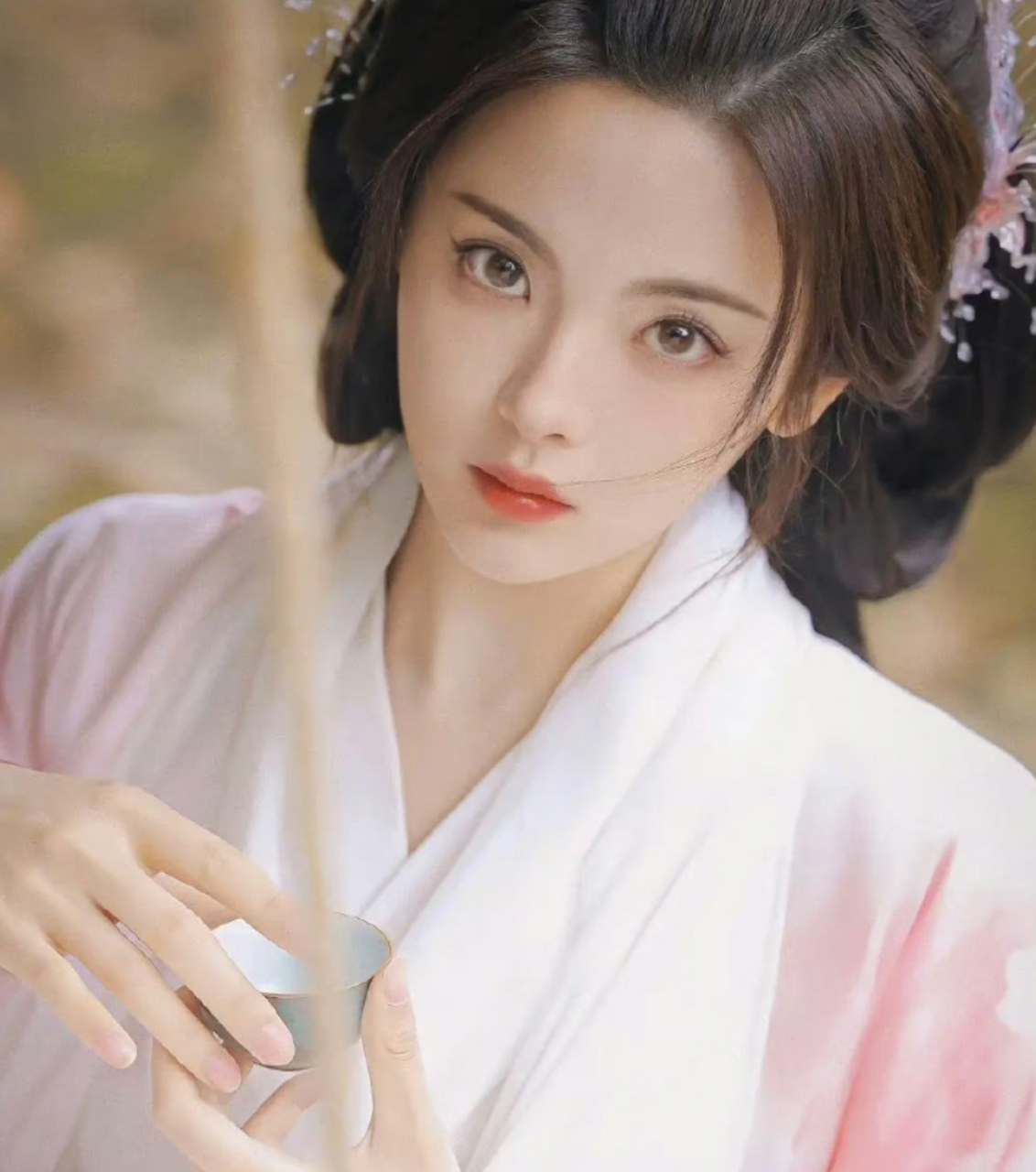 汉服杨超越,美得清新脱俗