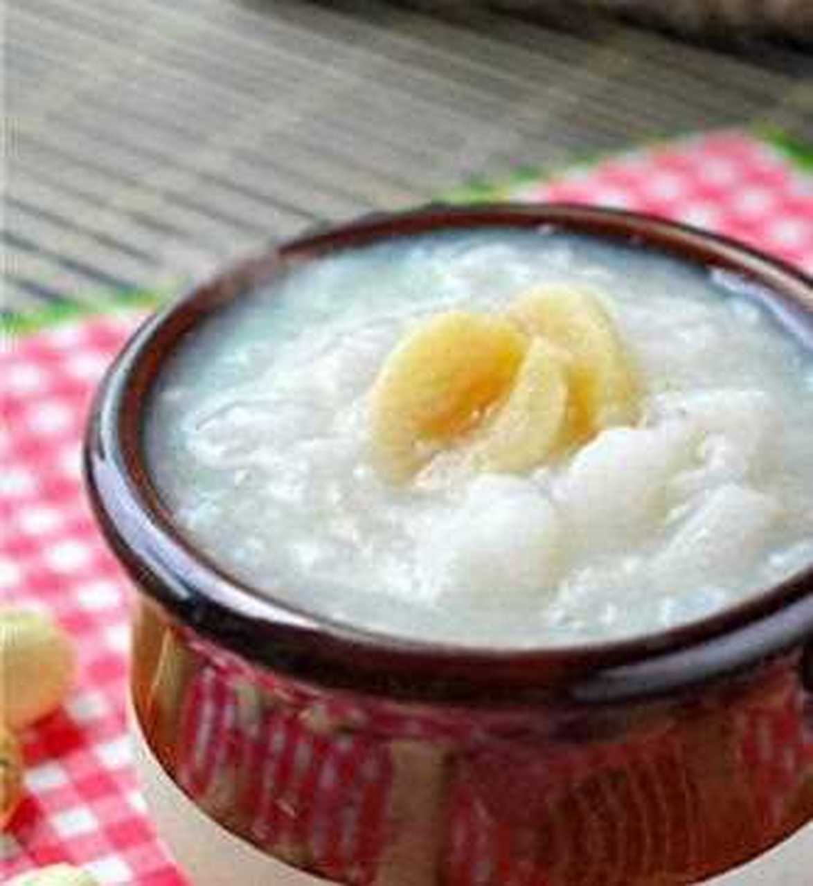 早餐一碗热乎的莲子山药粥,去火,调理脾胃,吃了暖心又暖胃[浪] 1.