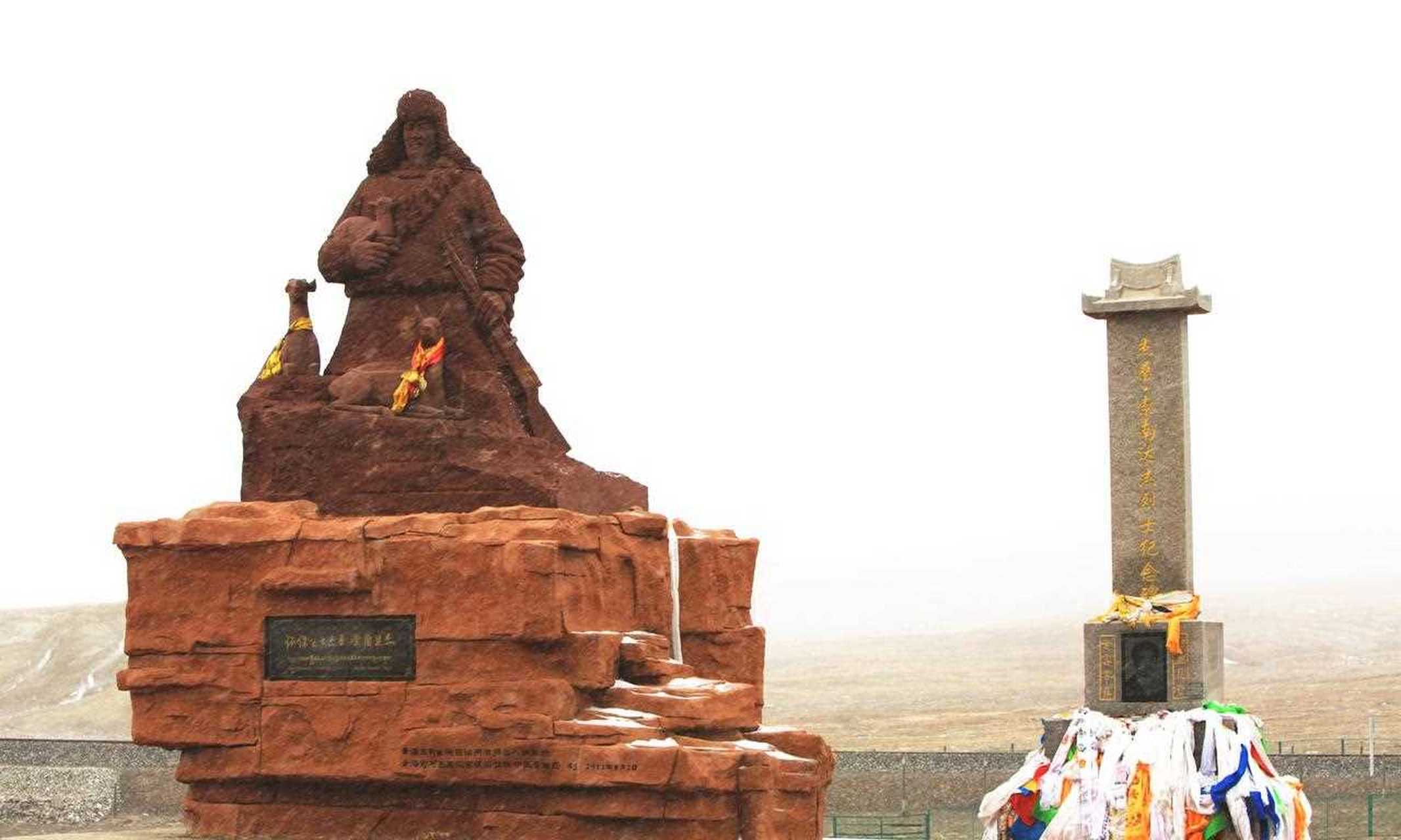 【自驾游青藏线——索南达杰雕像】