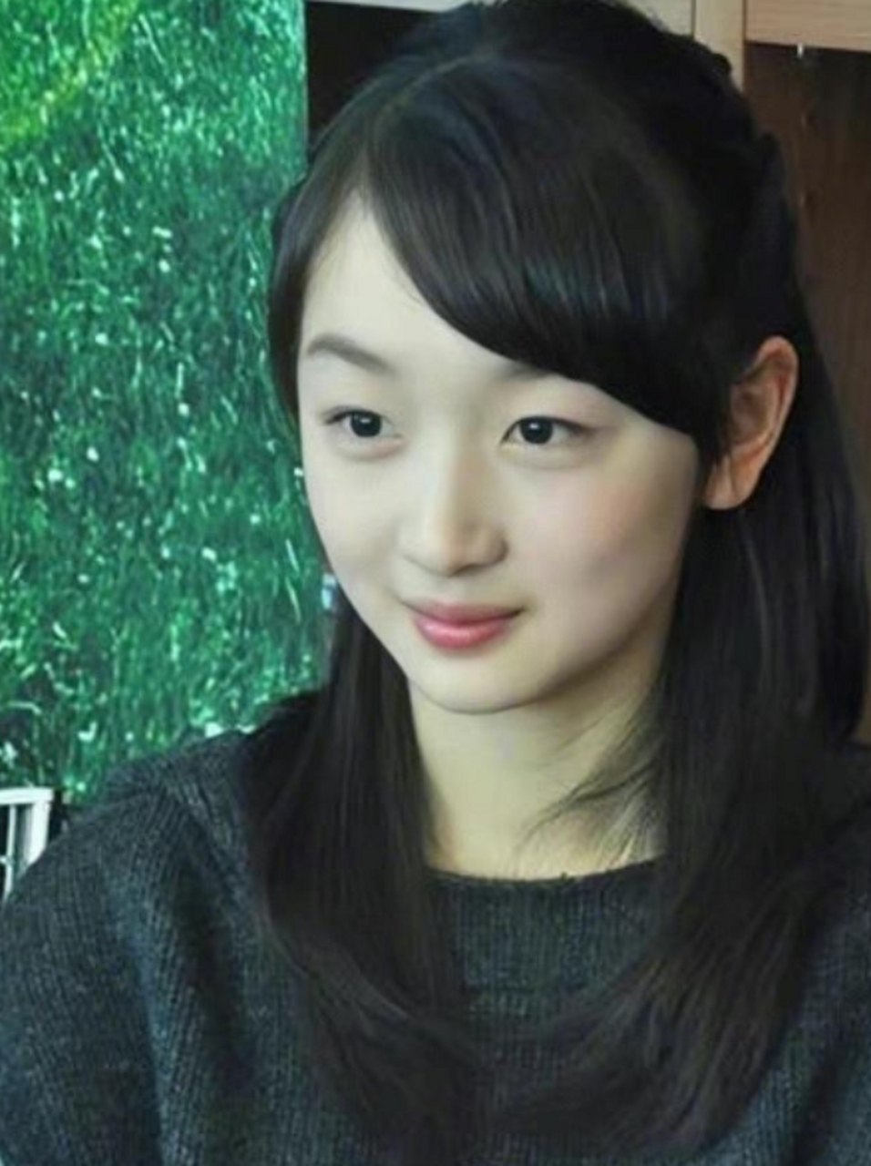 周冬雨长发,胖一点好看