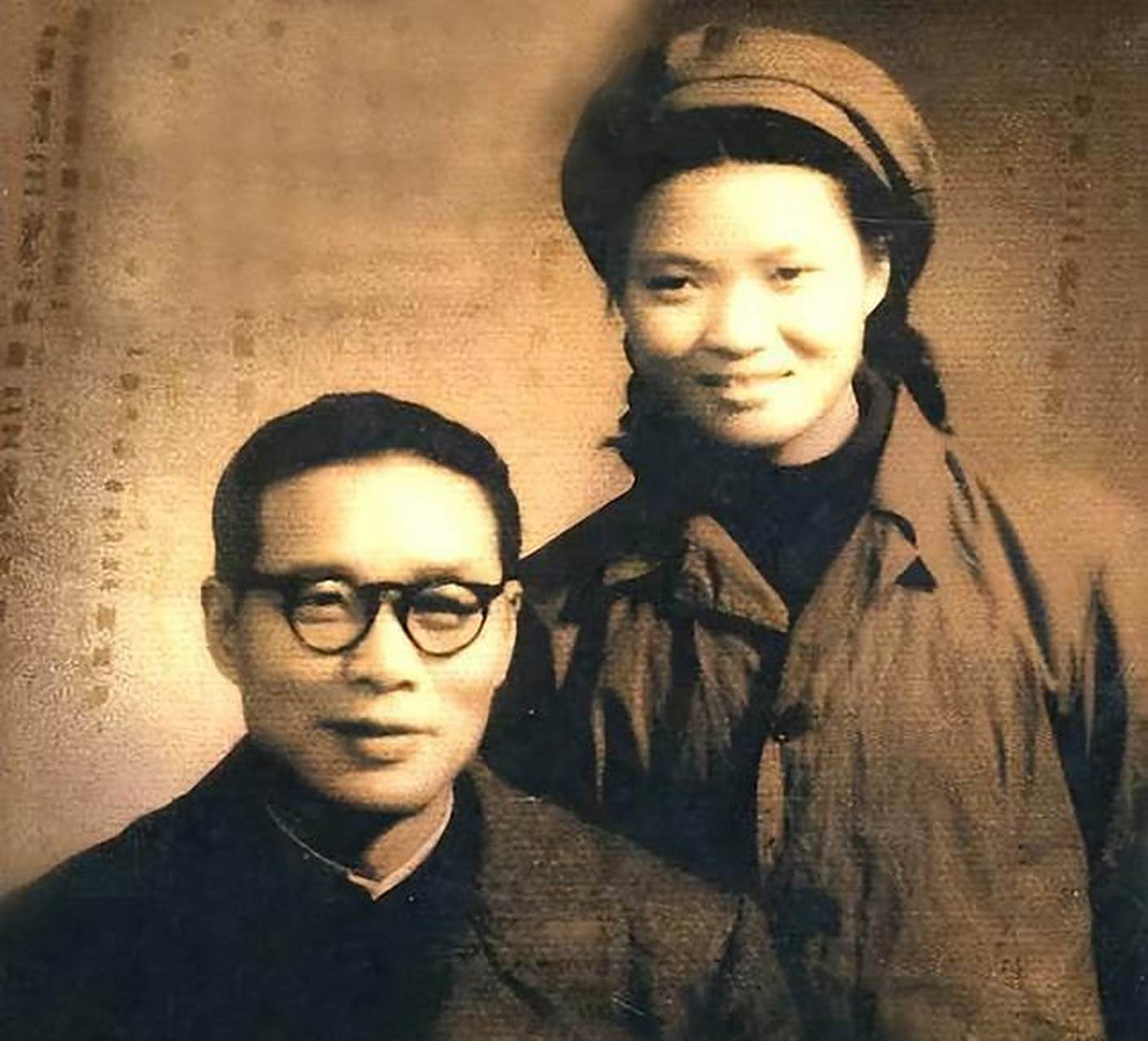 沈醉与第二任妻子粟燕萍的旧照!