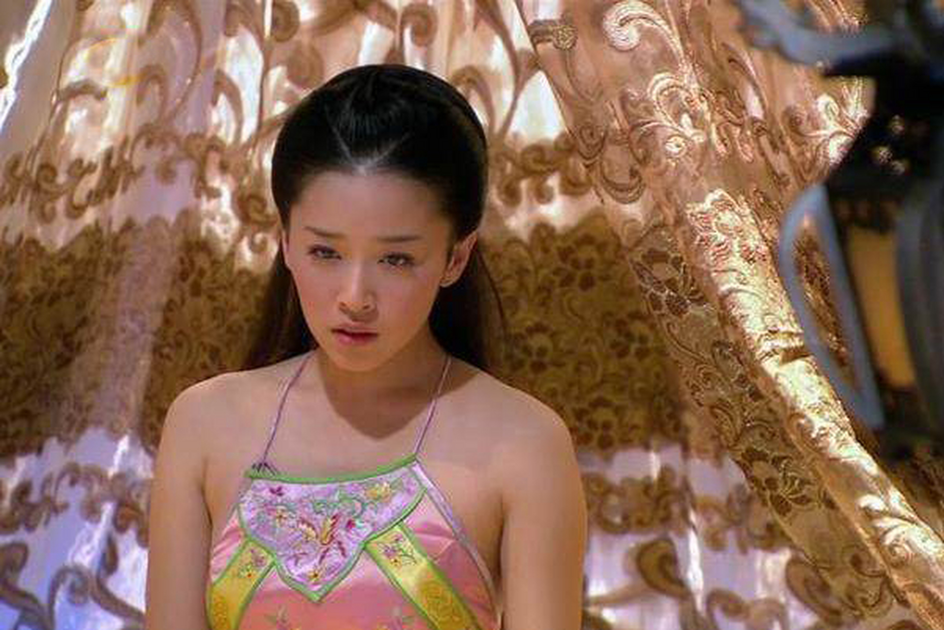 阚清子肚兜照 阚清子肚兜照 #瓜圈研究大会