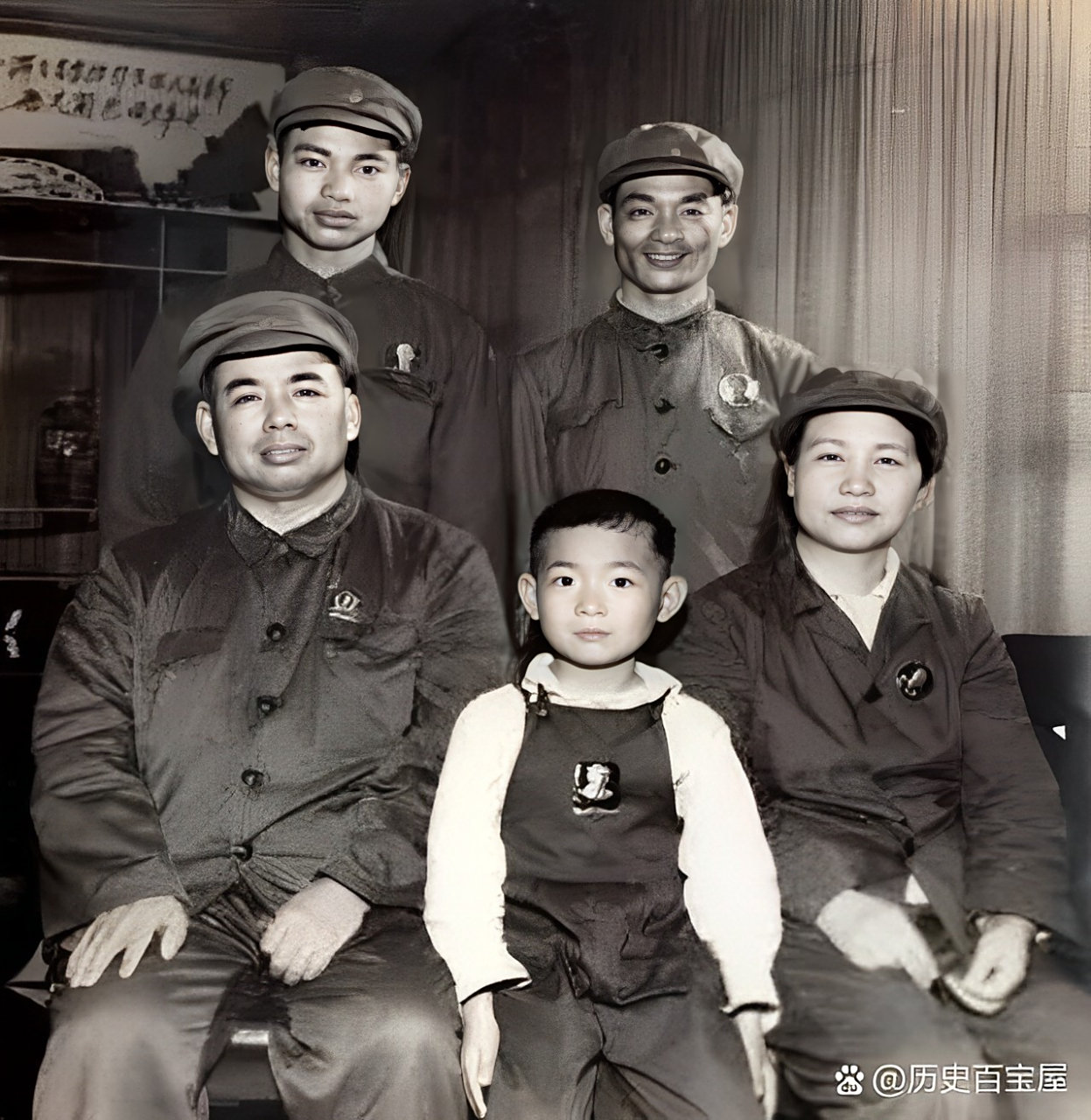 许援朝:他是将许世友将军的小儿子,16岁参军,曾任司令军区司令,现年71