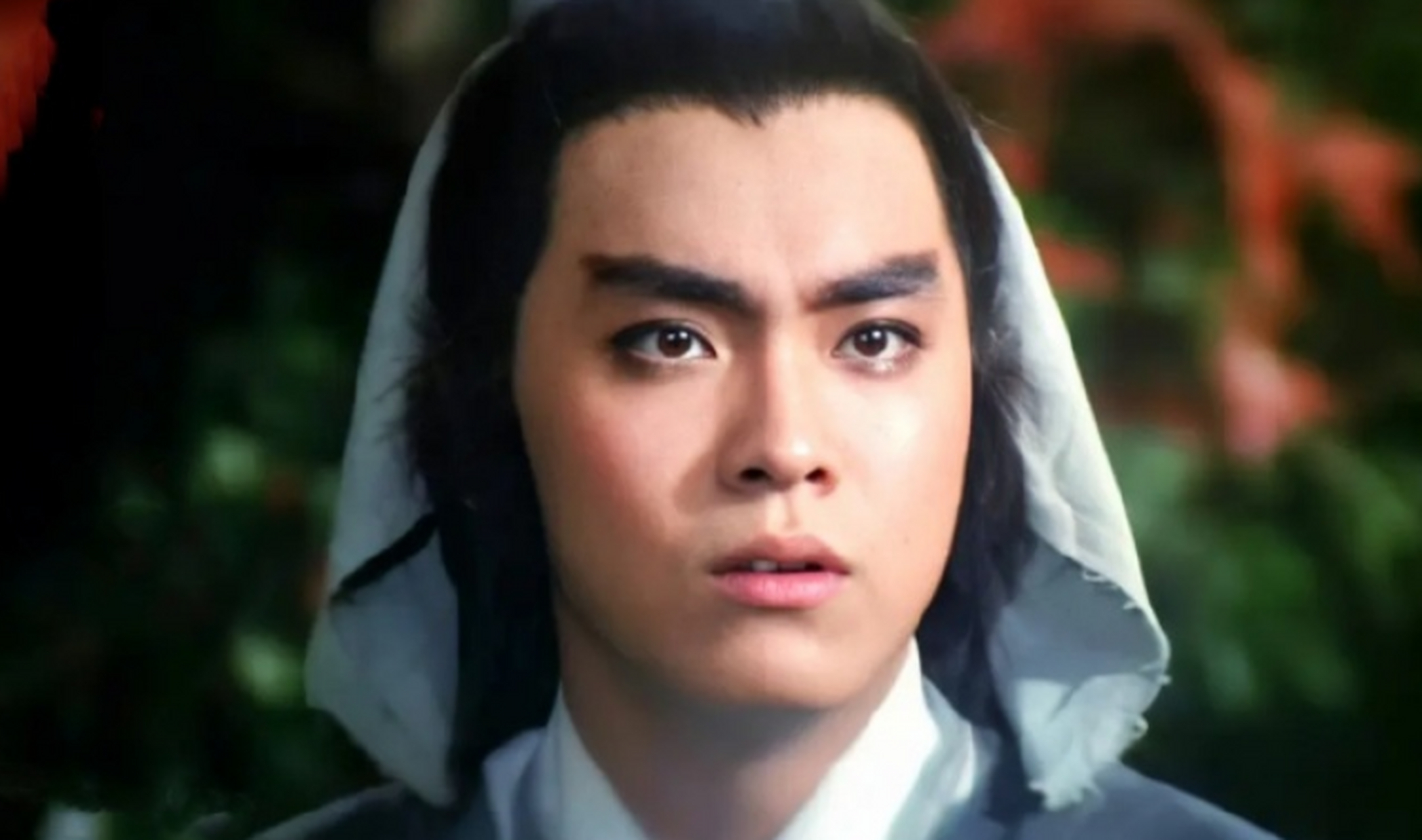 今天是尔冬升导演65岁的生日,没想到尔导的年纪已经这么大了,一点也看