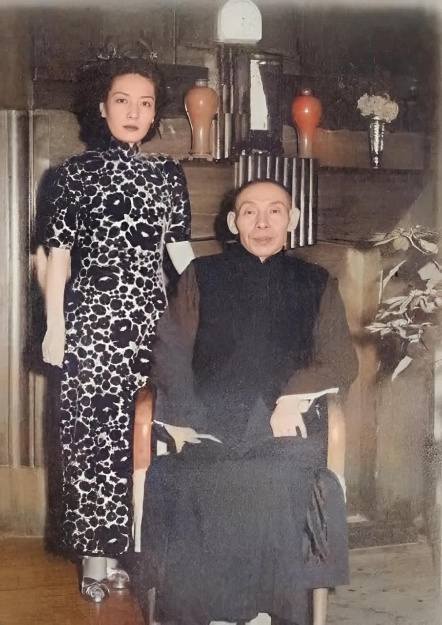 杜月笙是一位传奇人物,他的事迹被改编成电影和电视剧,深受人们喜爱.