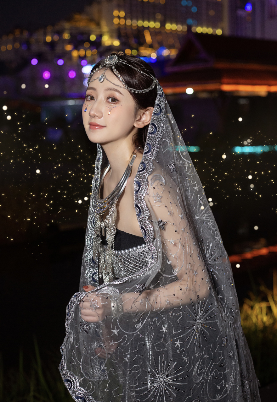 闪闪发光的女孩 女神 吉尼gini