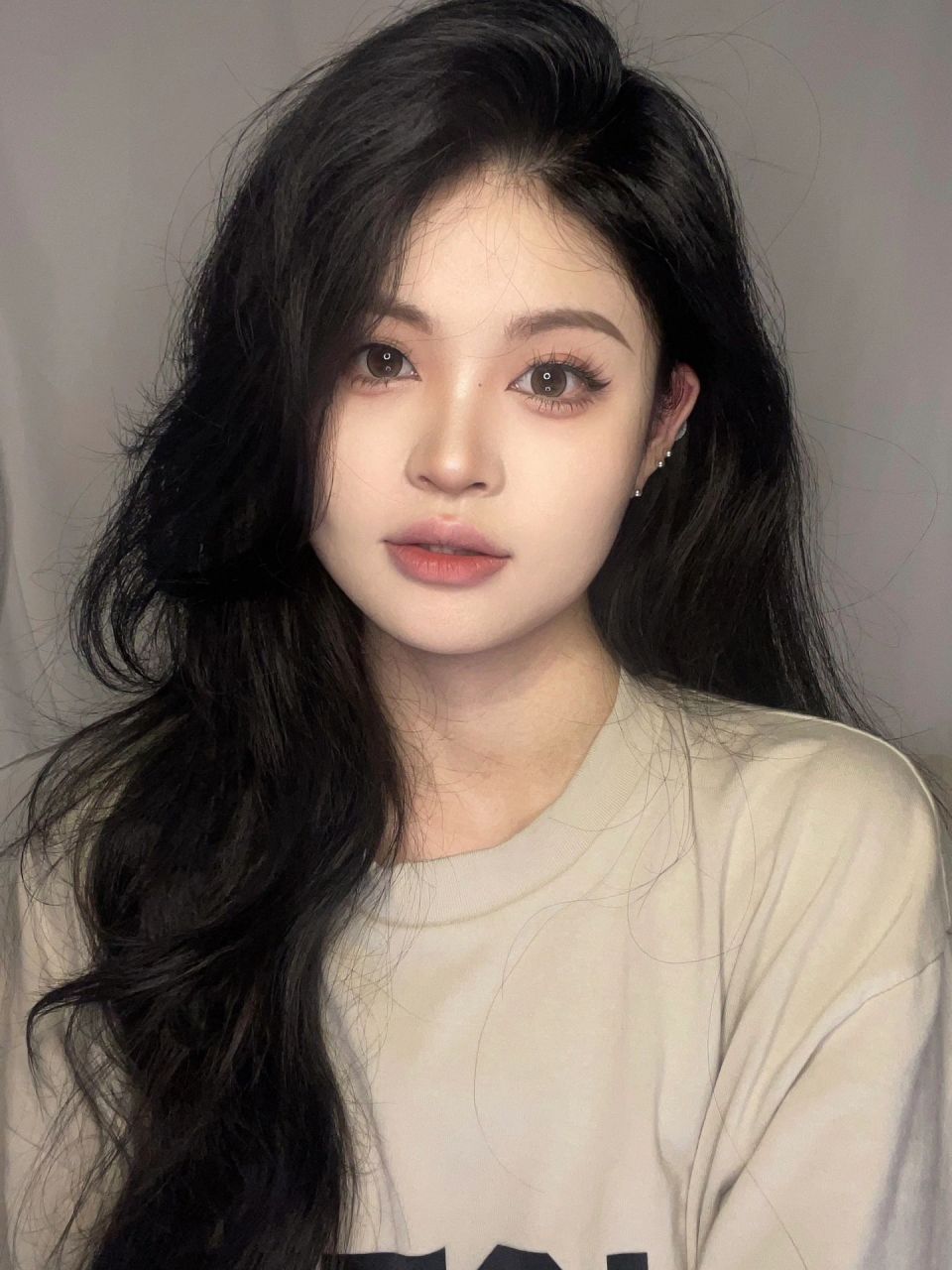 高颅顶氛围感卷发 方圆脸都来学这个高颅顶氛围感卷发7515 这氛围